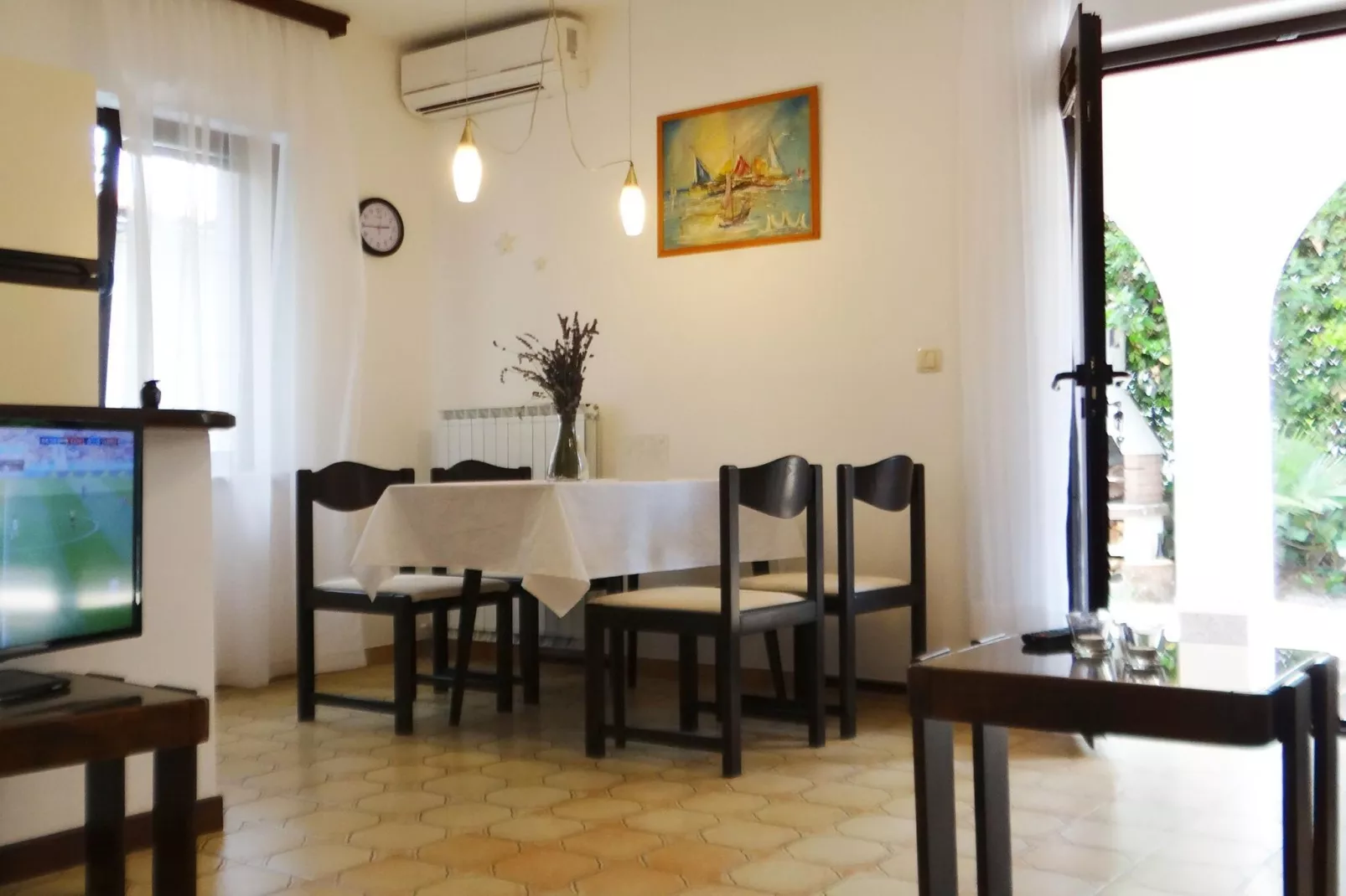 Scenic and Refined Krk Apartment with Terrace - One Bedroom Apartment with Terrace