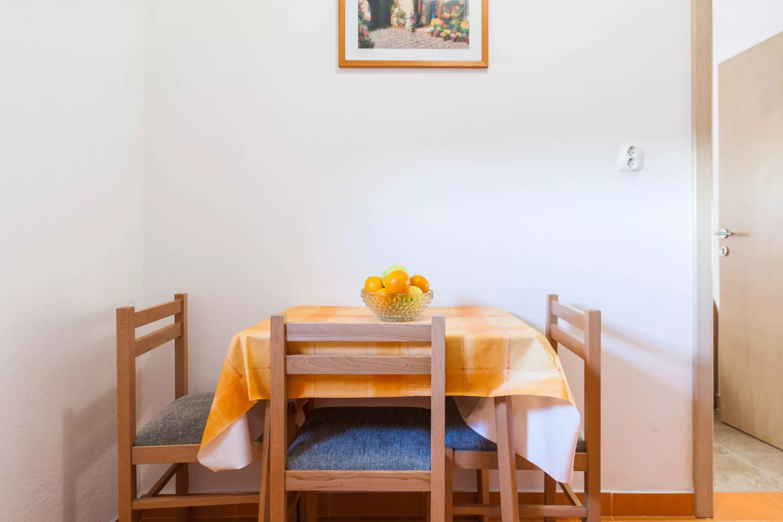 Cozy Apartments in Zadar with Sea and Mountain Views - Studio Apartment with Mountain View (owner 4)