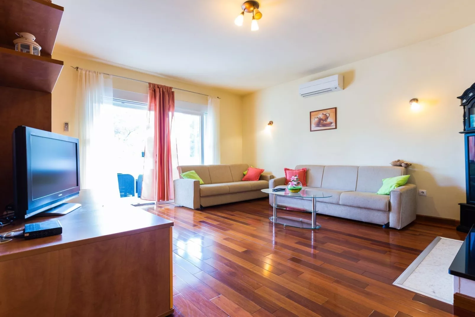 Elegant and Lavish Leisure Apartments Zadar with Outdoor Pool - Standard Two Bedroom Apartment with Terrace (owner Orange)