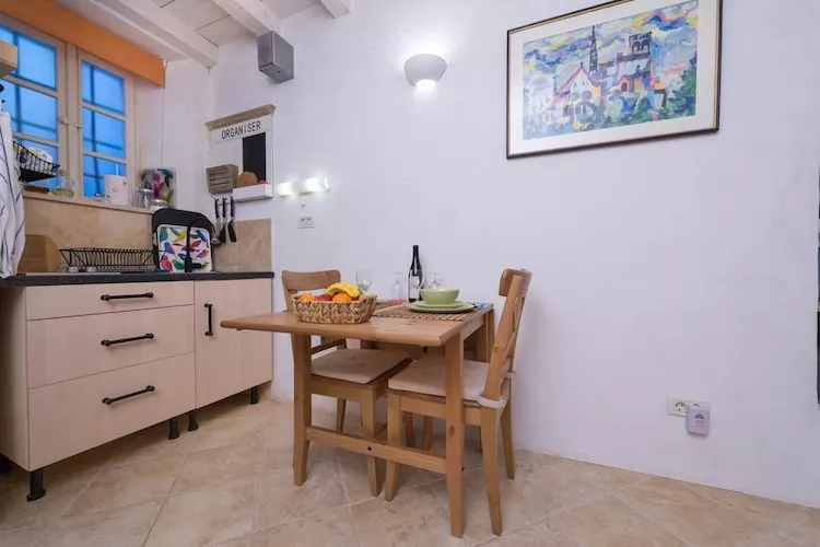 Studio Bafi - Studio with Terrace