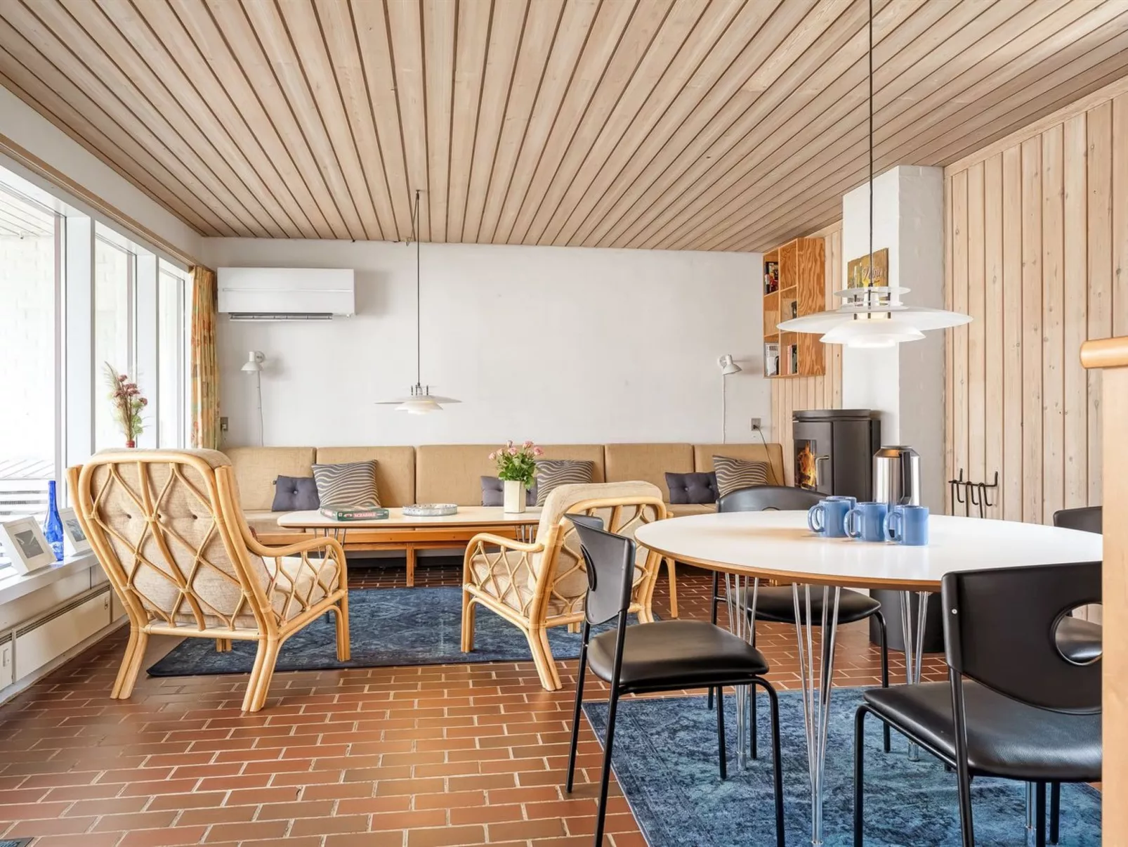 "Aike" - 1km from the sea-Binnen
