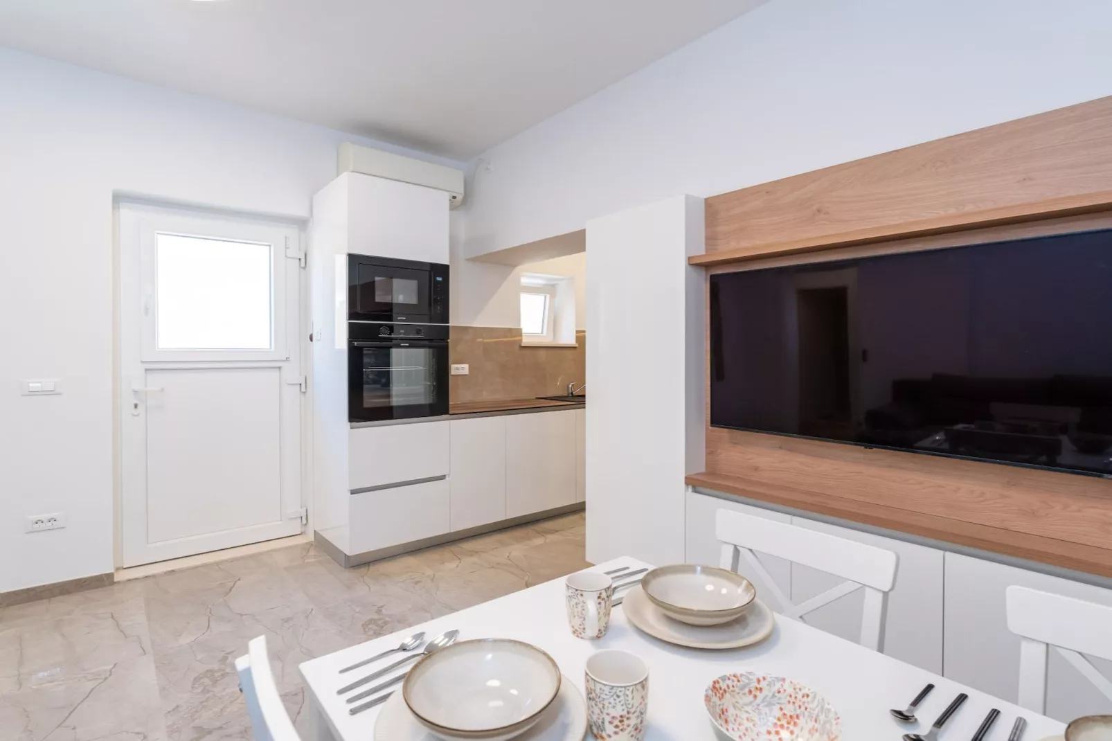 Apartment Nikolica - Two Bedroom Apartment with Terrace