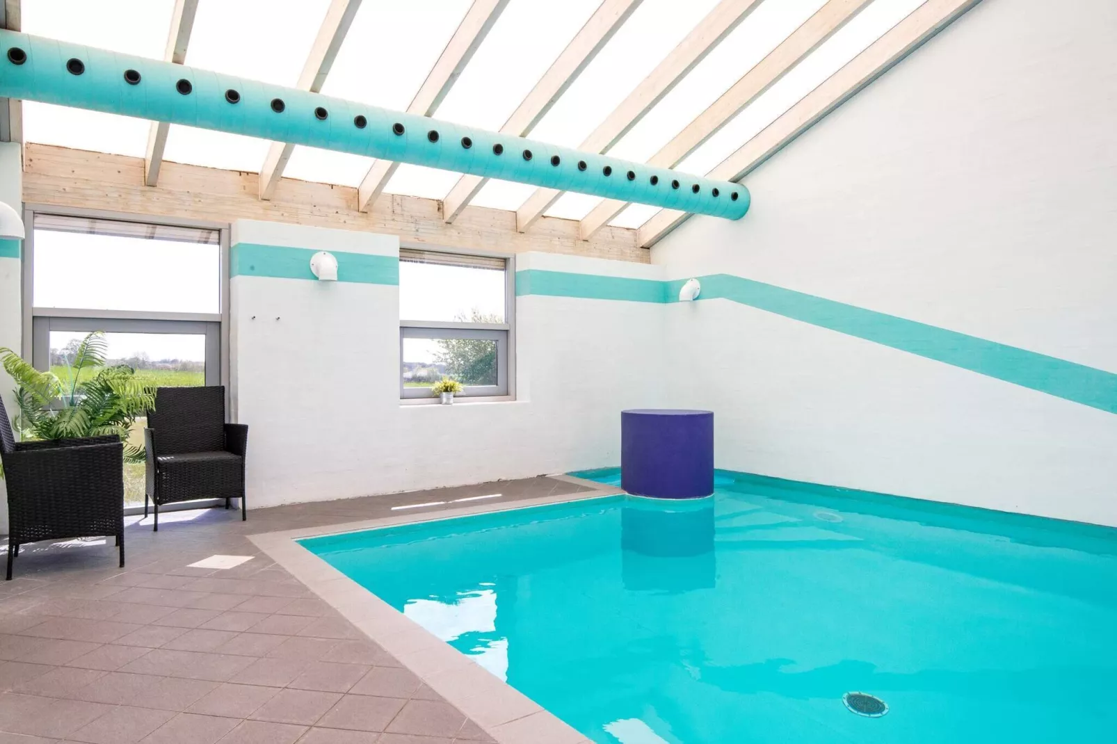8 persoons vakantie huis in Knebel-Zwembad