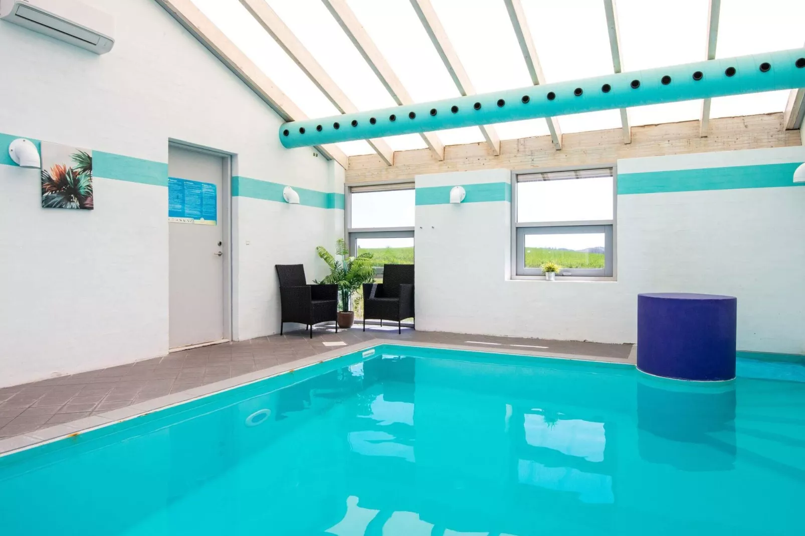 8 persoons vakantie huis in Knebel-By Traum-Zwembad