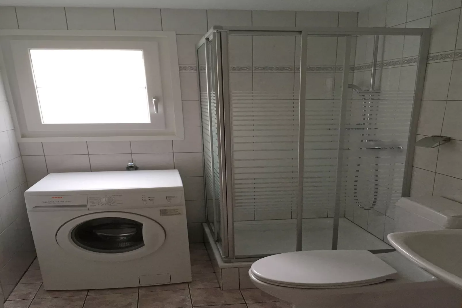 Appartement Chalet Kirsanna-Badkamer