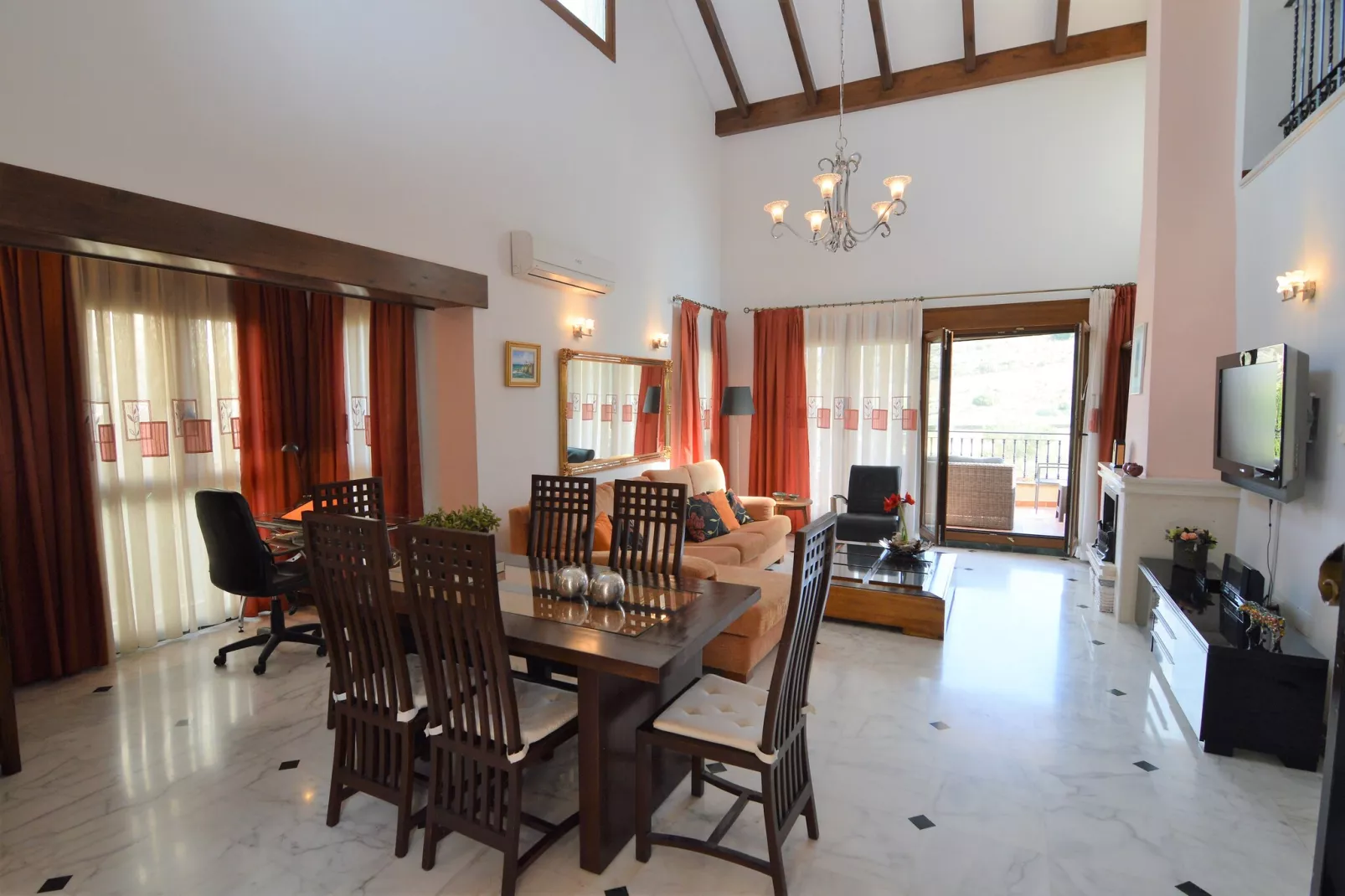 Villa Orange-Woonkamer