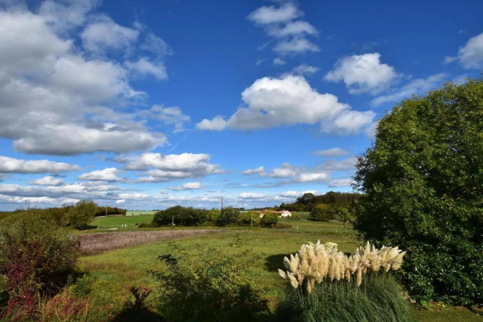 Maison de vacances Besse les Vitarelles 6 p-Gebieden zomer 20km