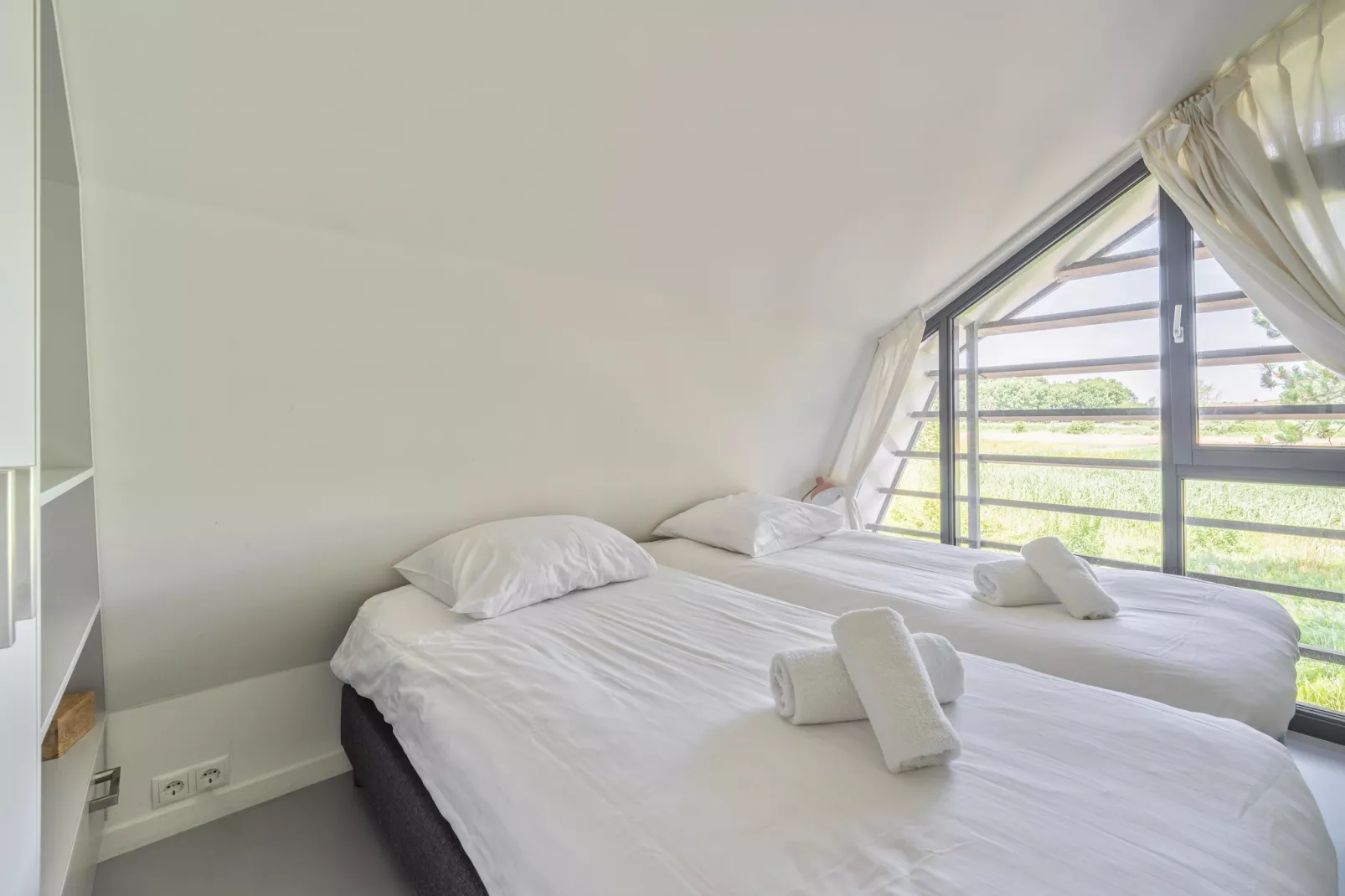 Duinvilla aan het Meer-Slaapkamer