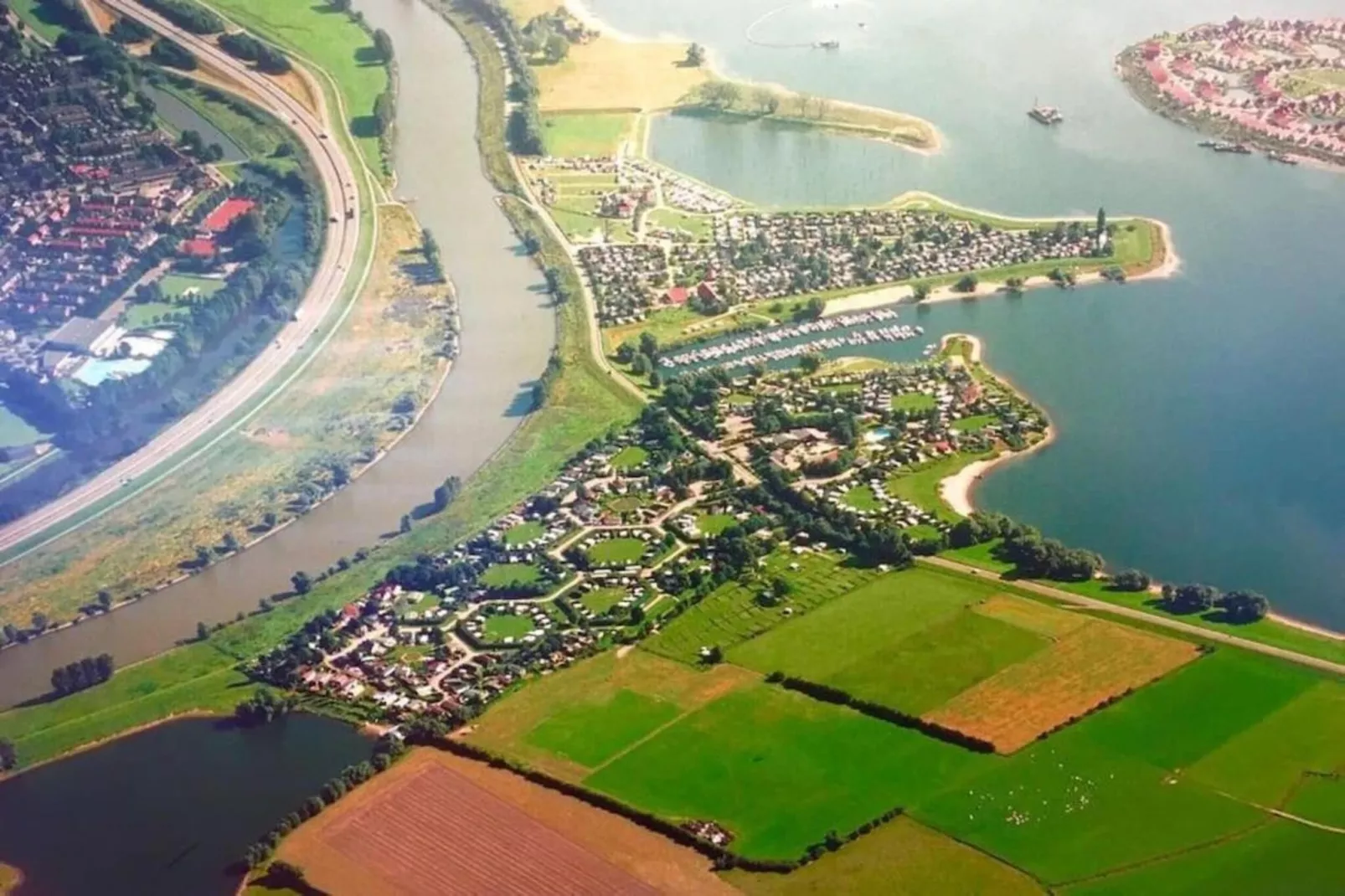 Recreatiepark Rhederlaagse Meren 9-Gebieden zomer 20km
