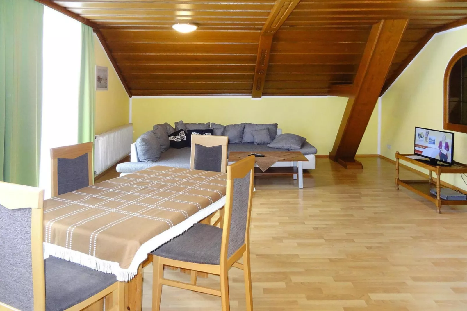 Haus Erika-Eetkamer
