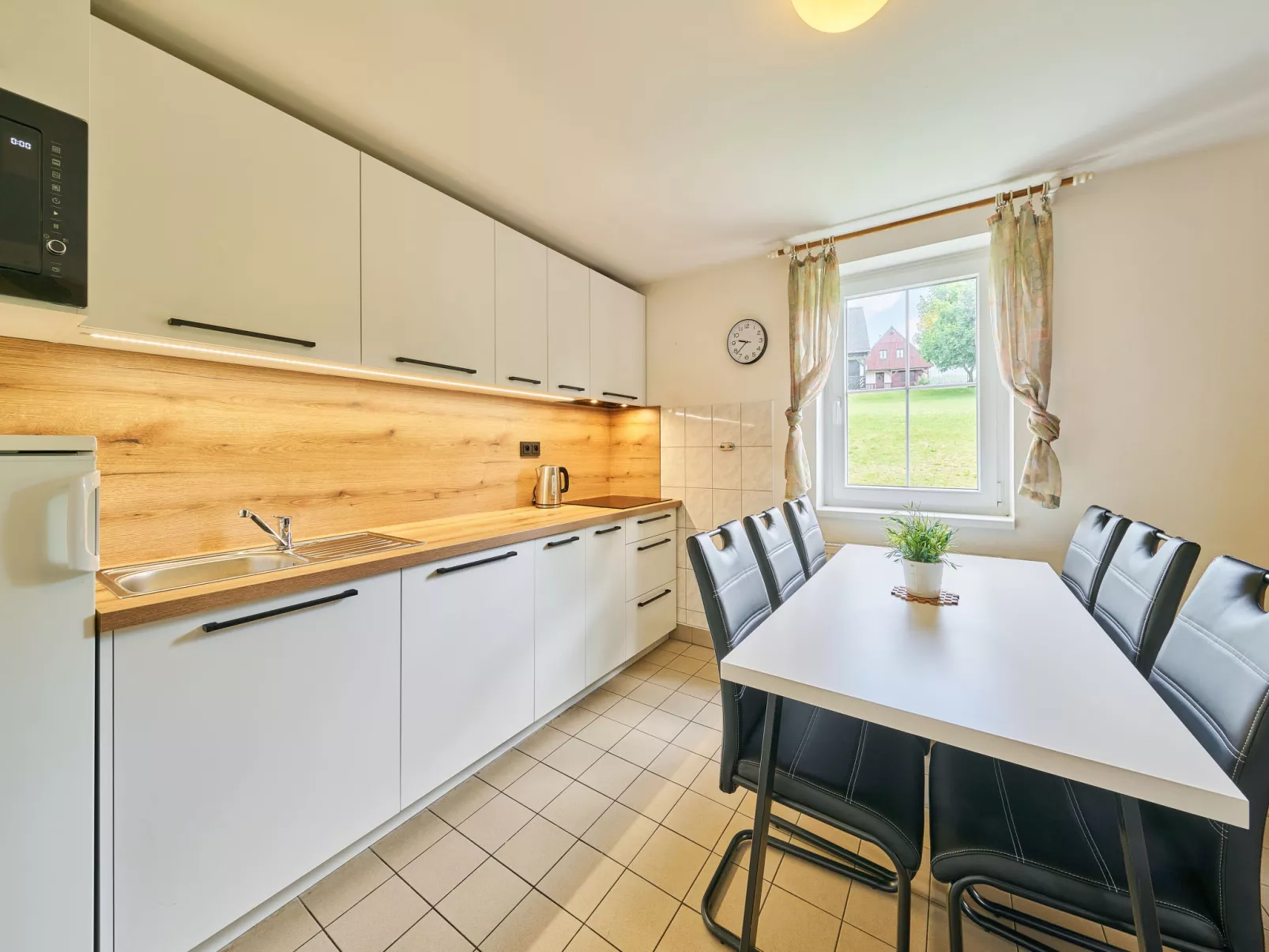 Holiday Hill 45-Binnen