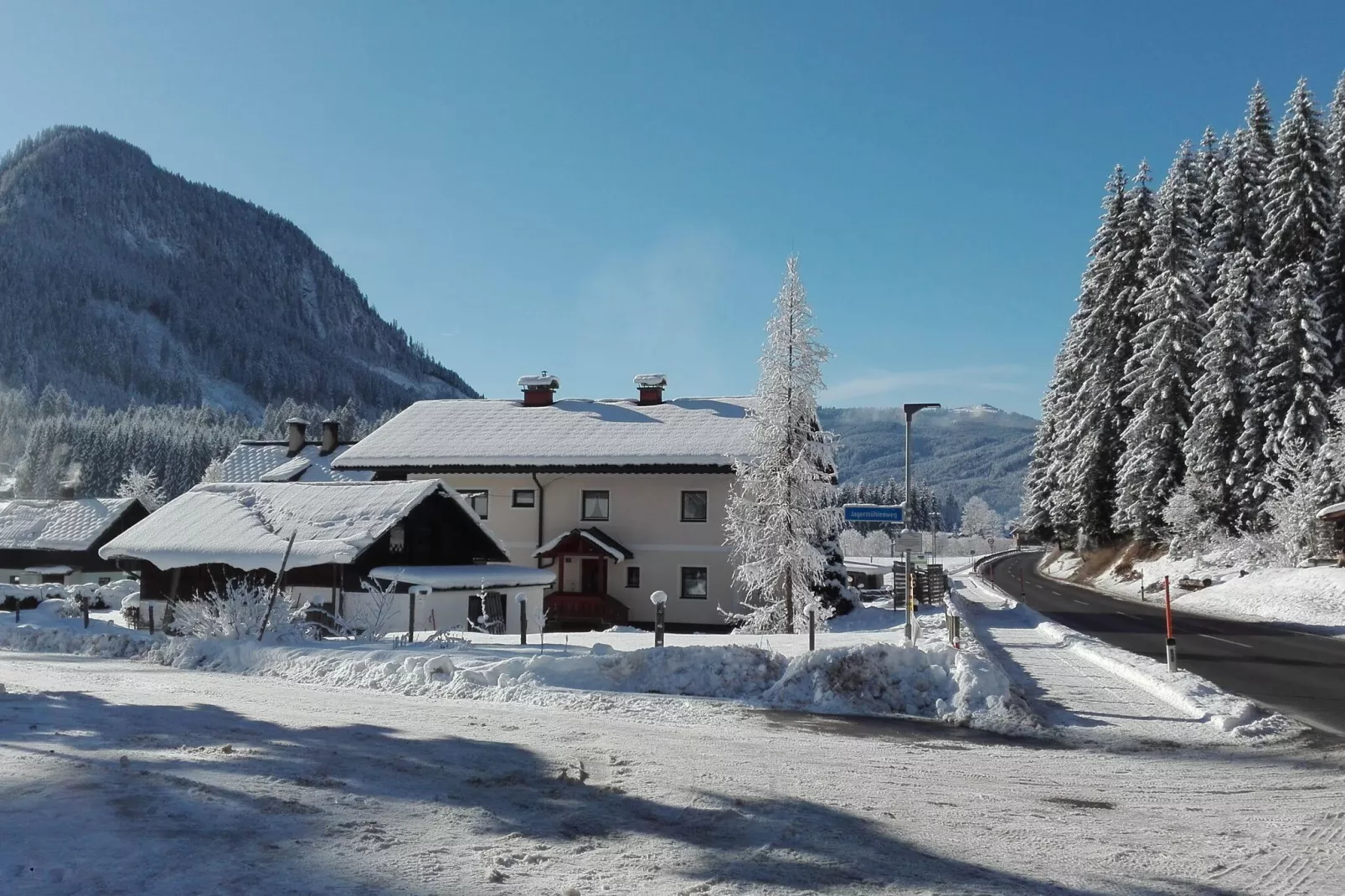 Ferienhaus Gosau-Exterieur winter