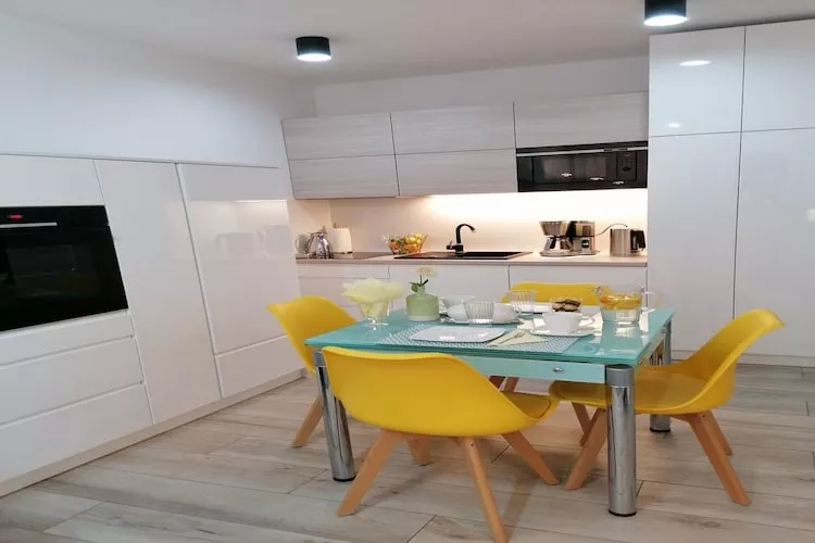 Apartment de luxe am Strand von Rewal-Keuken