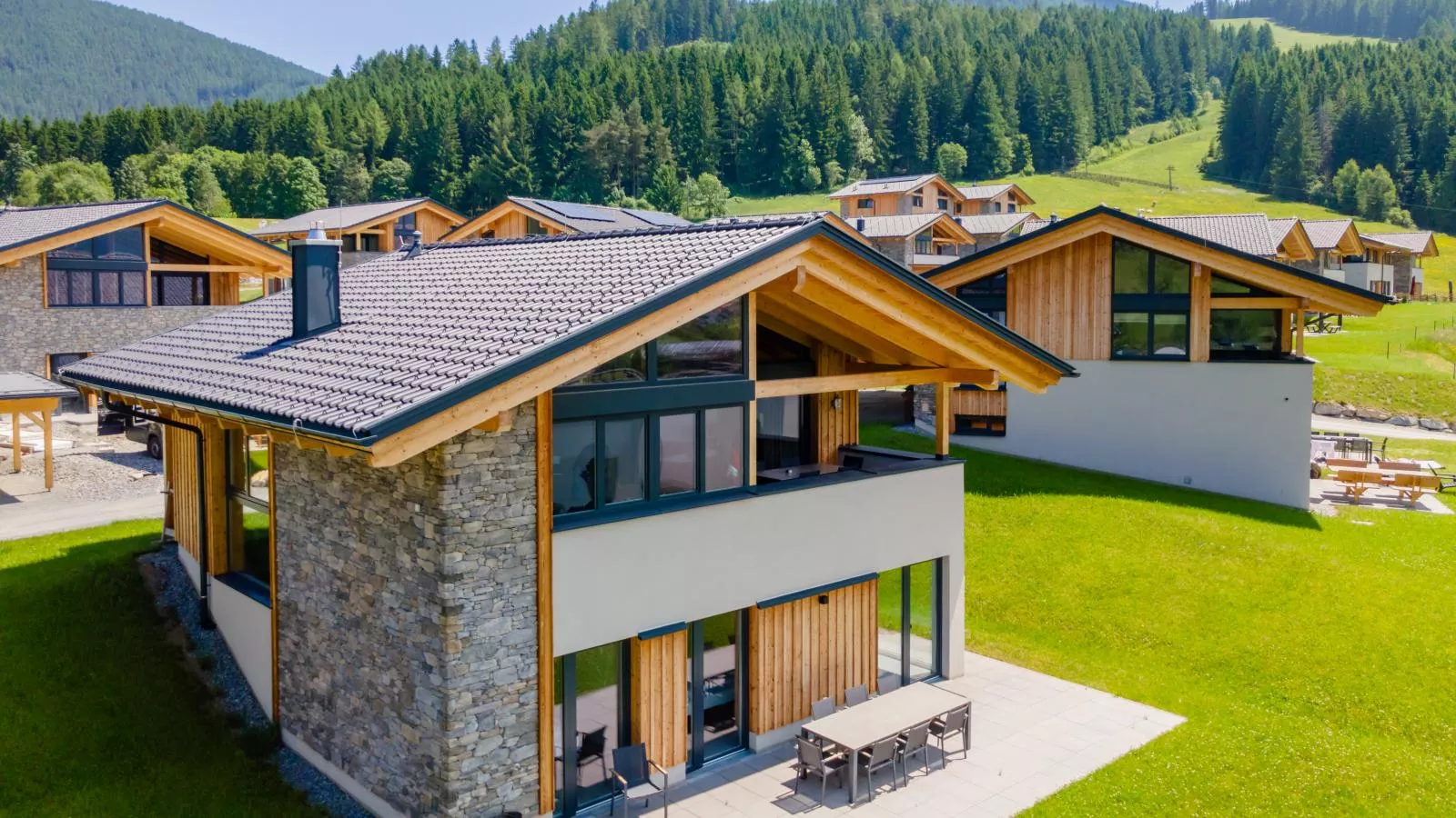 Grebenzen Lodge 35-Buitenkant zomer