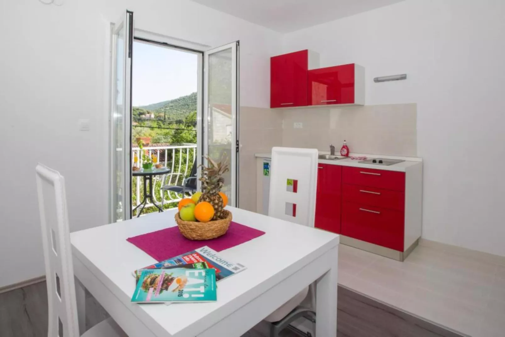 Villa Roza - Studio Apartment with Balcony