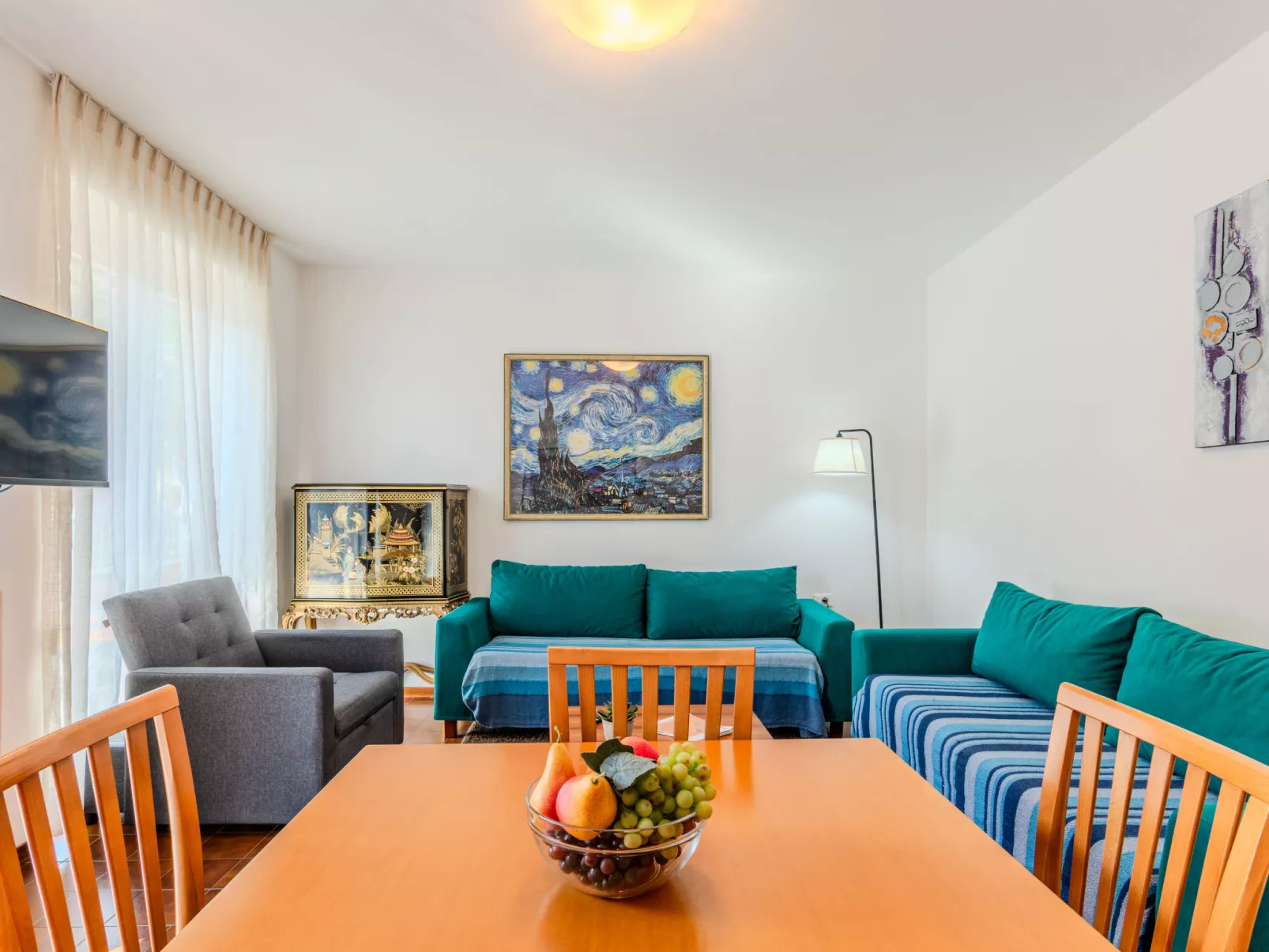 Domaso central apartment-Binnen