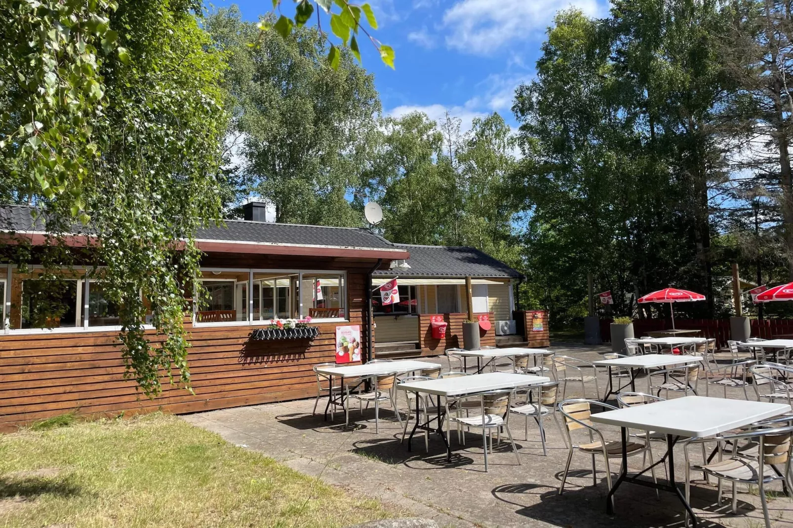 4 sterren vakantie huis in SÖLVESBORG-Buitenlucht