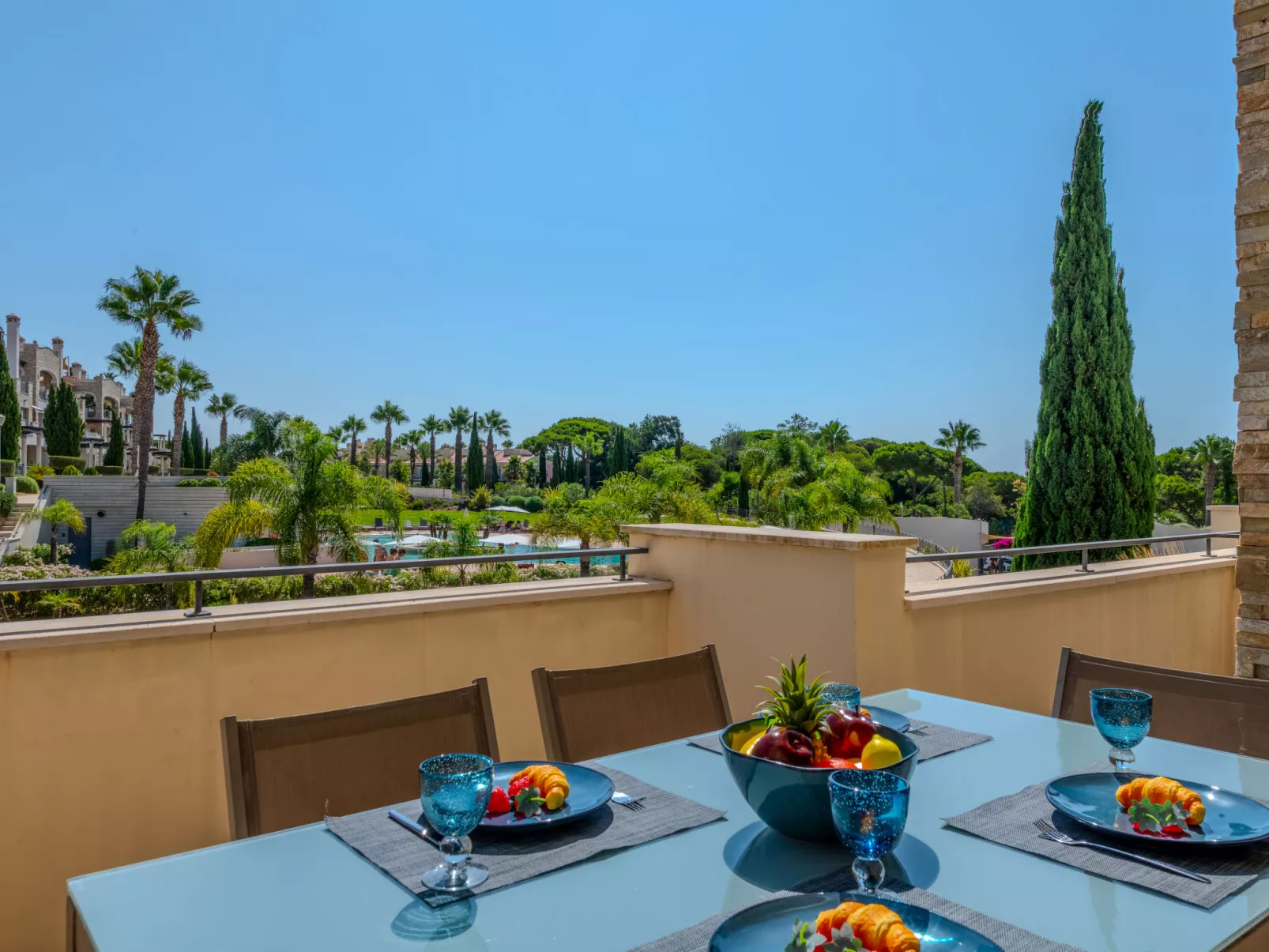 Pine Hills Reva Santuary Modern Elegance-Buiten