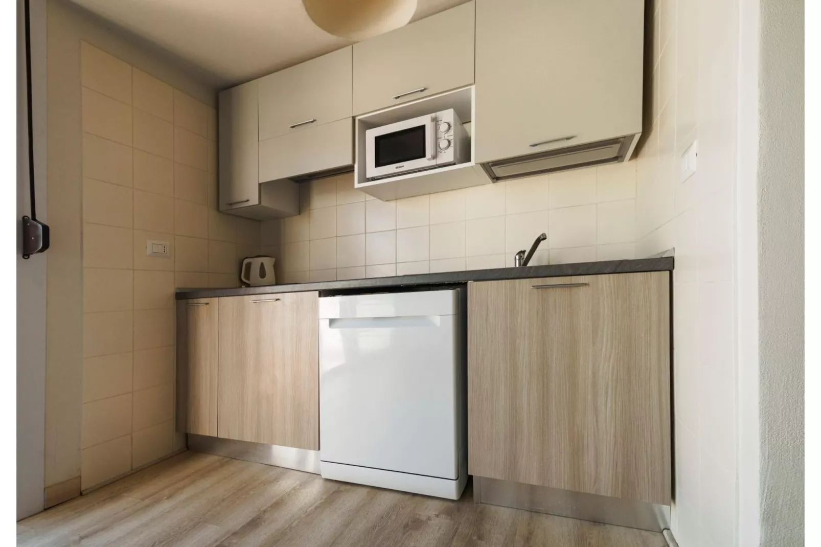 Residence Park Solemaremma 2-Zi-App Comfort C BK/TE 30 qm-Keuken