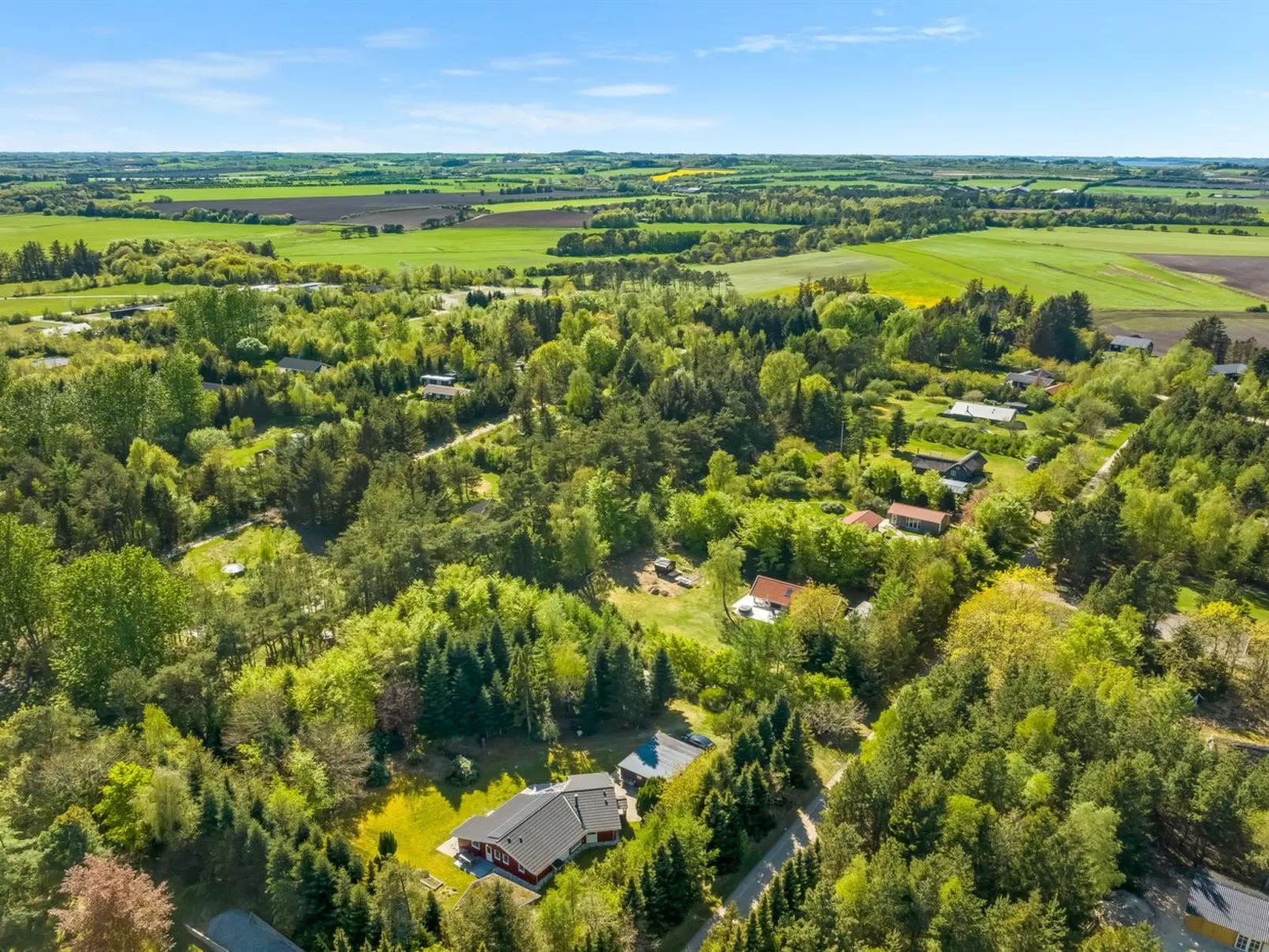 "Atti" - 500m to the fjord-Buiten