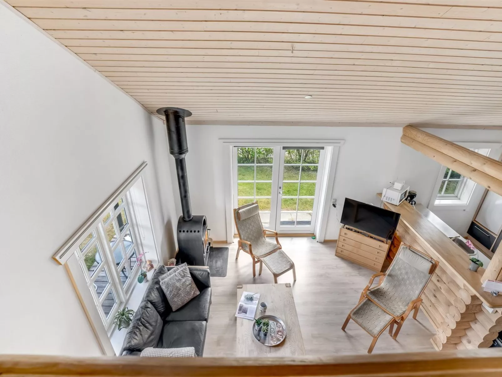 "Edzard" - 900m from the sea-Binnen
