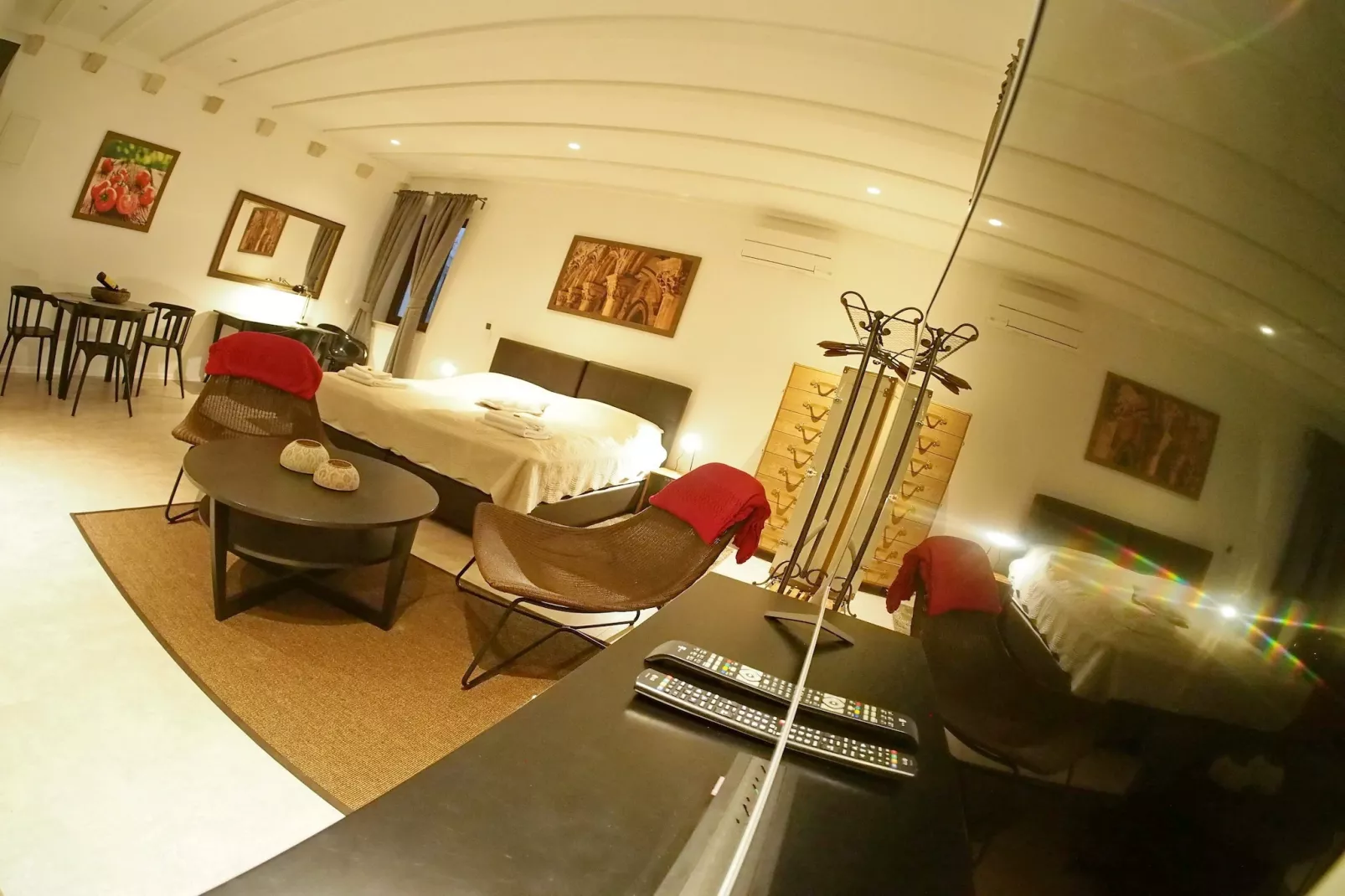 Luxury Style Apartments - Studio Apartment  (Elegant)