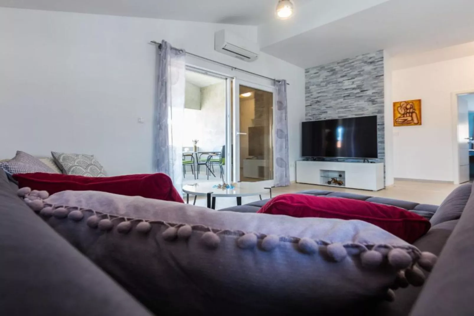 Cozy Three Bedroom Apartment With Terrace in Zadar - Three Bedroom Apartment