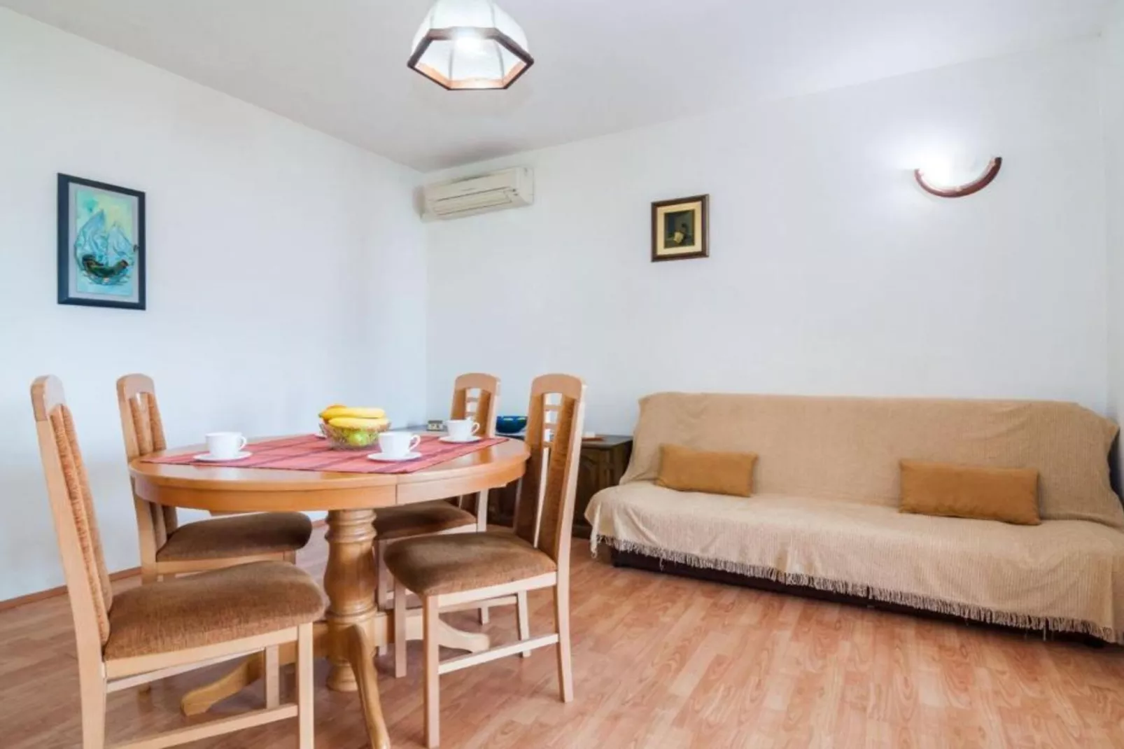 Seaside Oasis Apartments on Island Ugljan - One Bedroom Apartment with Balcony (owner Cvita 1)