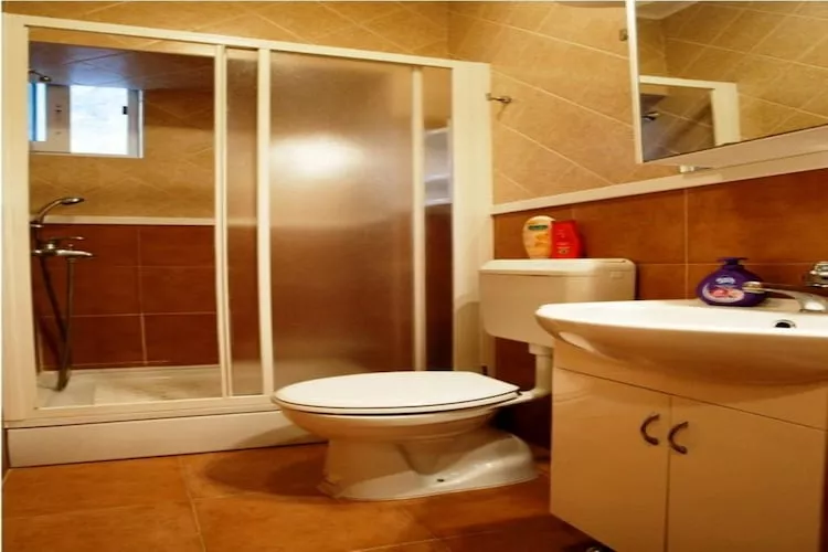 Villa Iveta - Triple Room with Private External Bathroom (Marija)