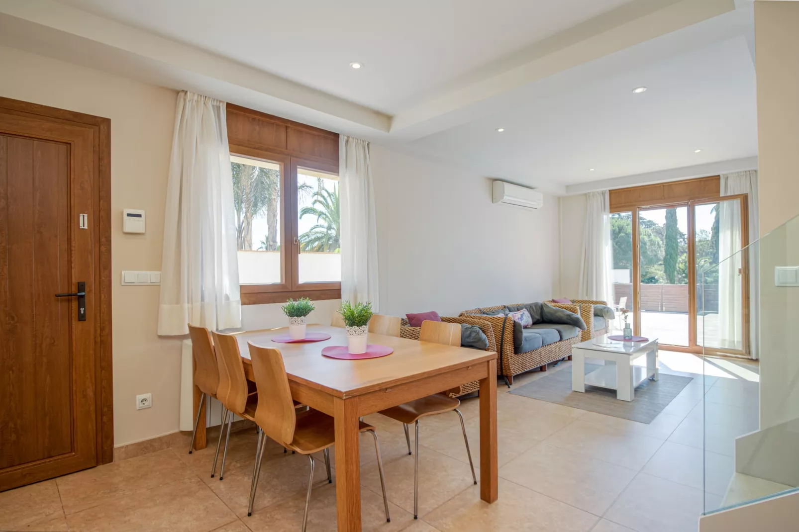 0106-LLOBREGAT 15 A