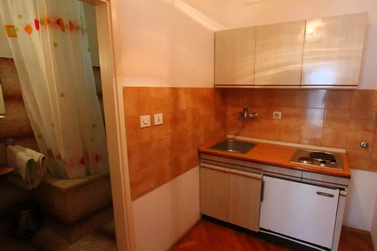 Guest House Zec - Studio with Terrace (3 Adults)
