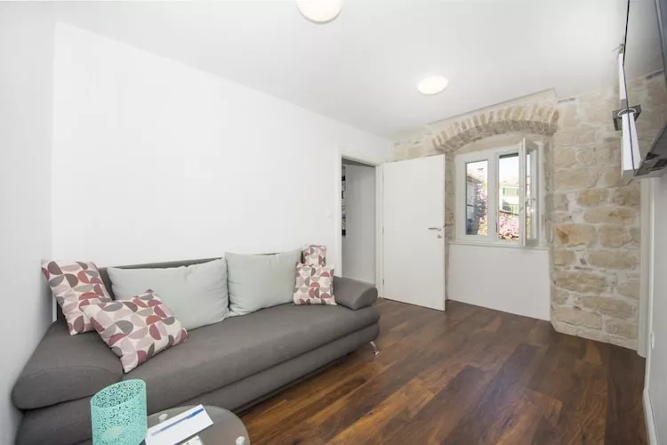 Apartments Stone Elegance (ST) - Deluxe Studio Apartment (Kamik)