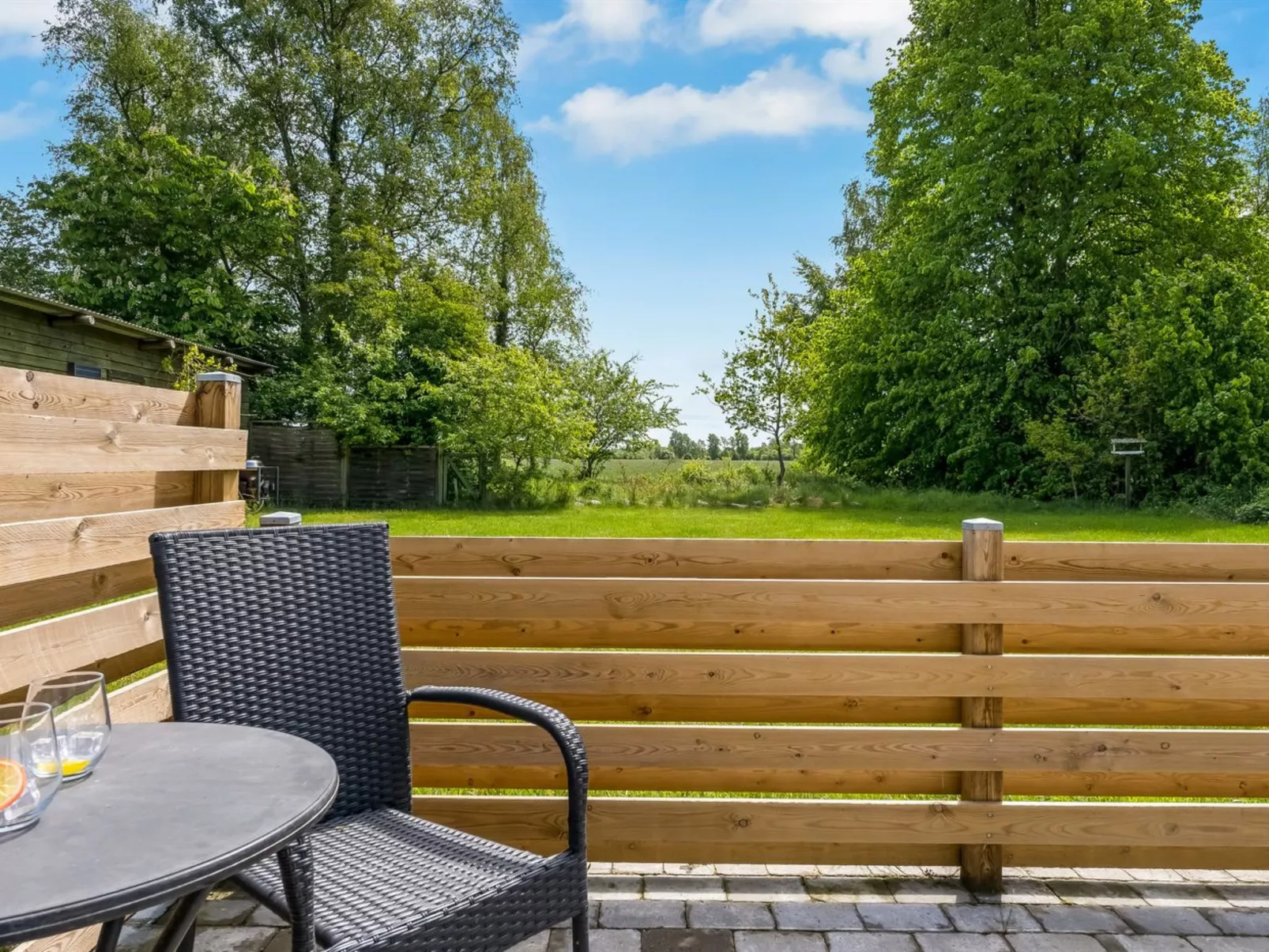 "Aatos" - 2km from the sea-Buiten