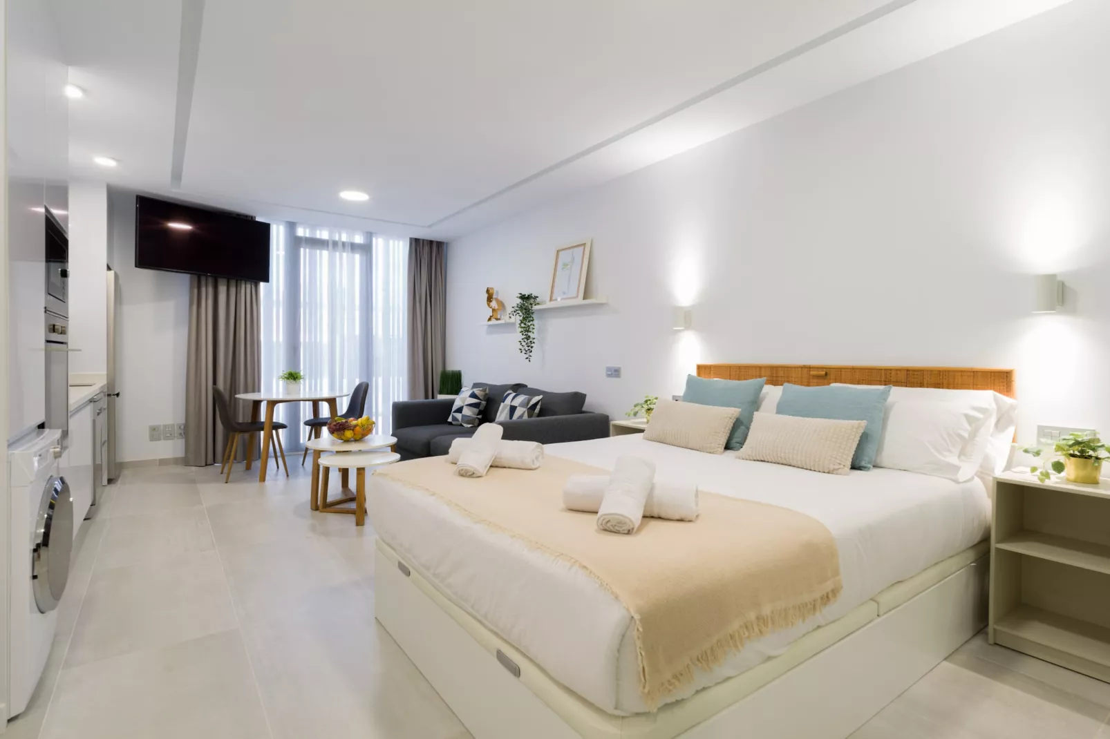 Coral Beach Home By CanariasGetaway