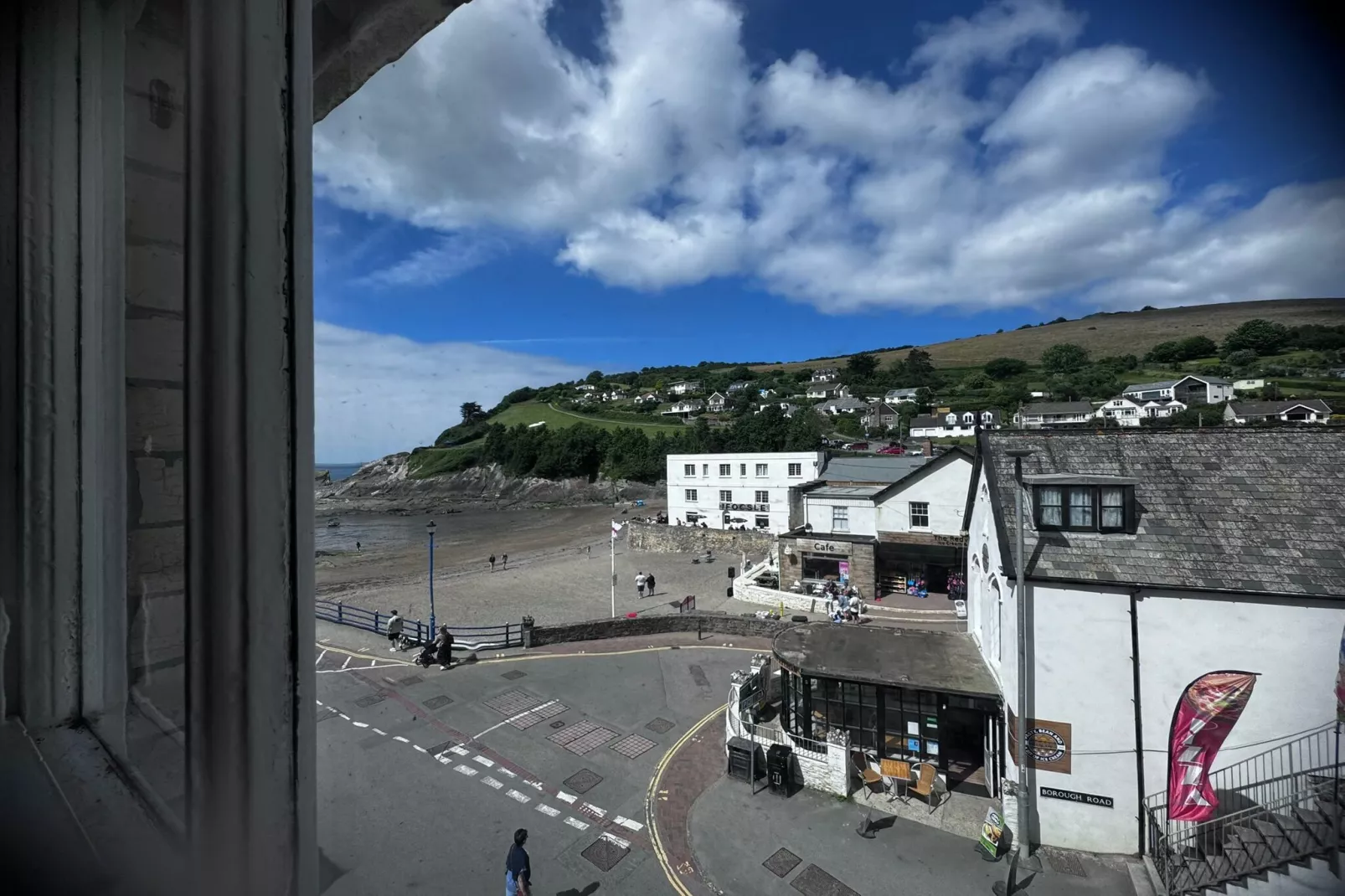 SEASIDE  Two Bed Room Apartment  4 Guest