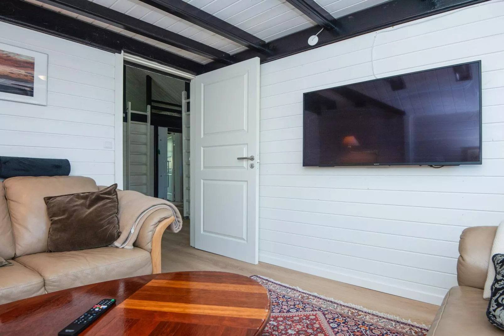 Betoverende Cottage met Whirlpool-By Traum-Binnen