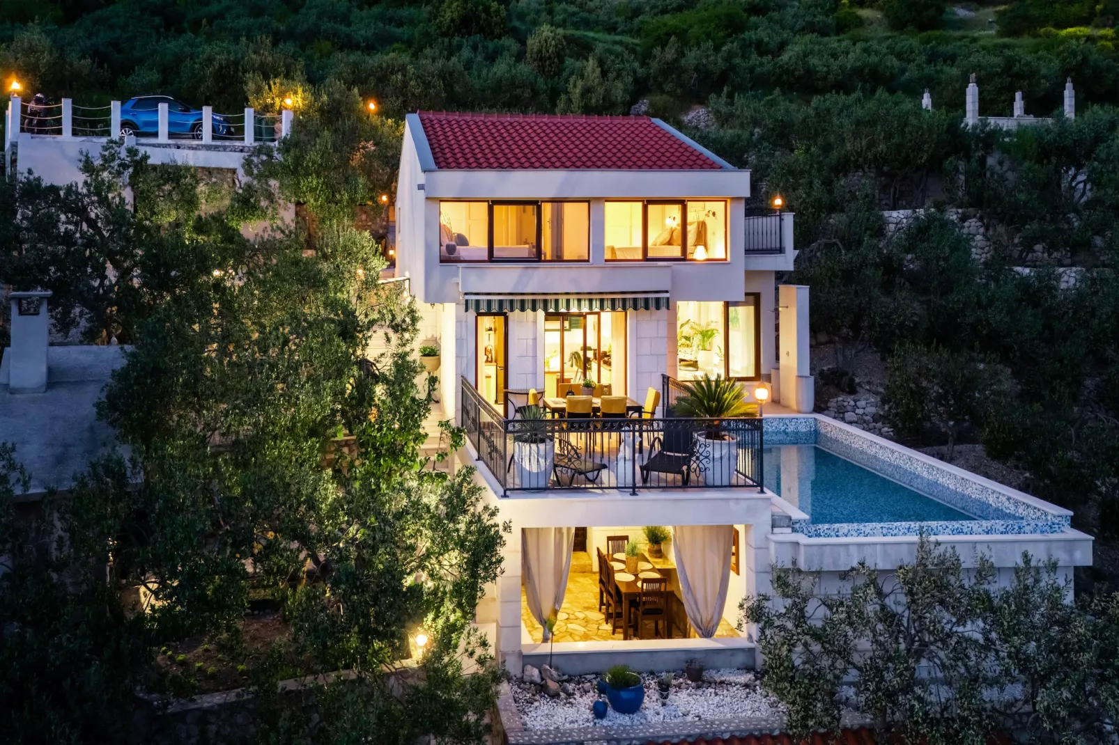 Villa Amare Makarska - E6 circa 150 qm für max 6 Pers-Buitenkant zomer