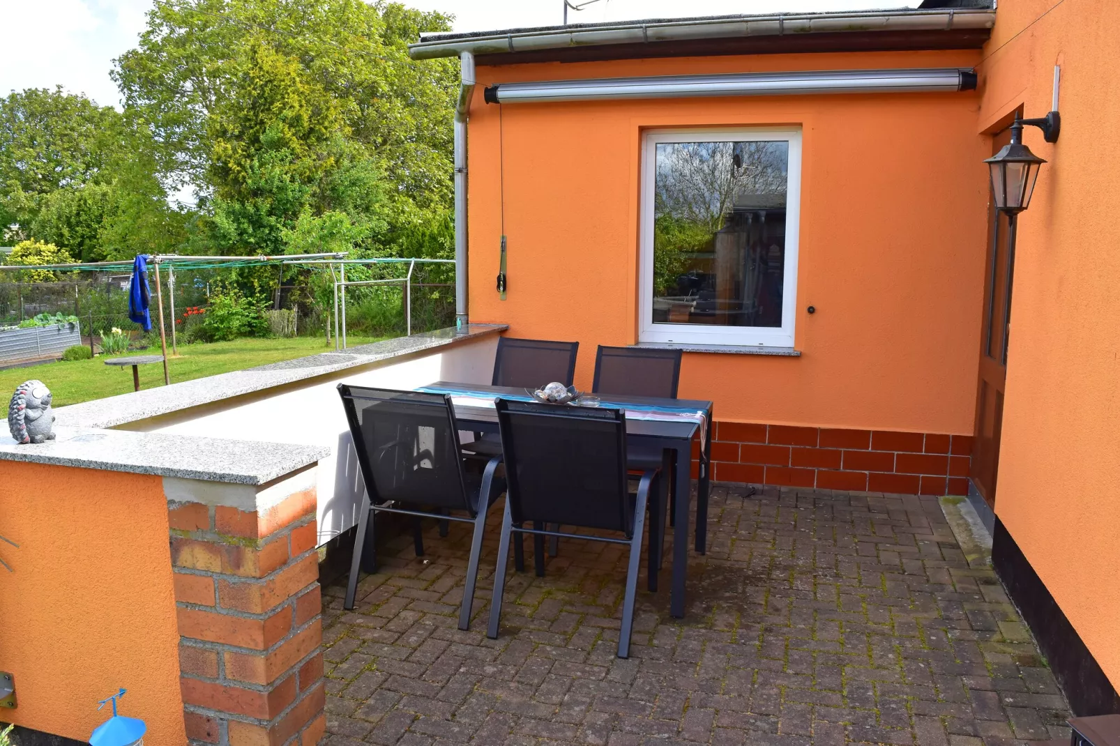 Gartenteich-Terrasbalkon