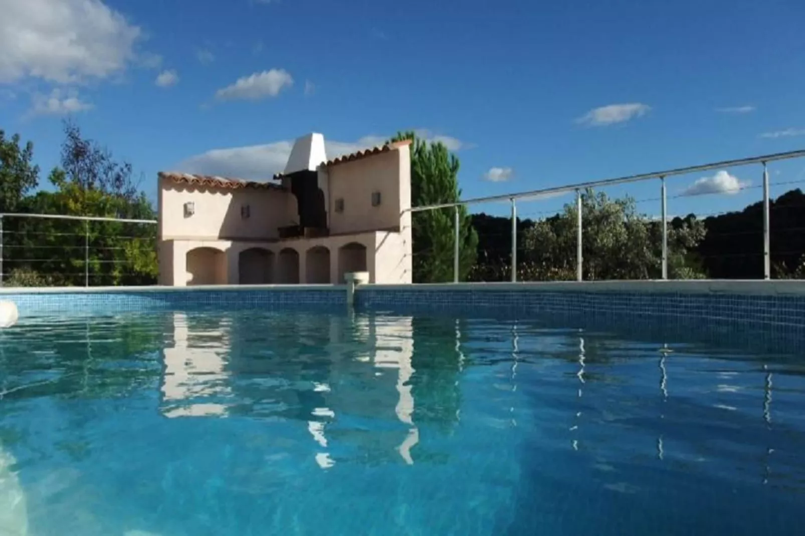 Villa Les Muriers-Zwembad