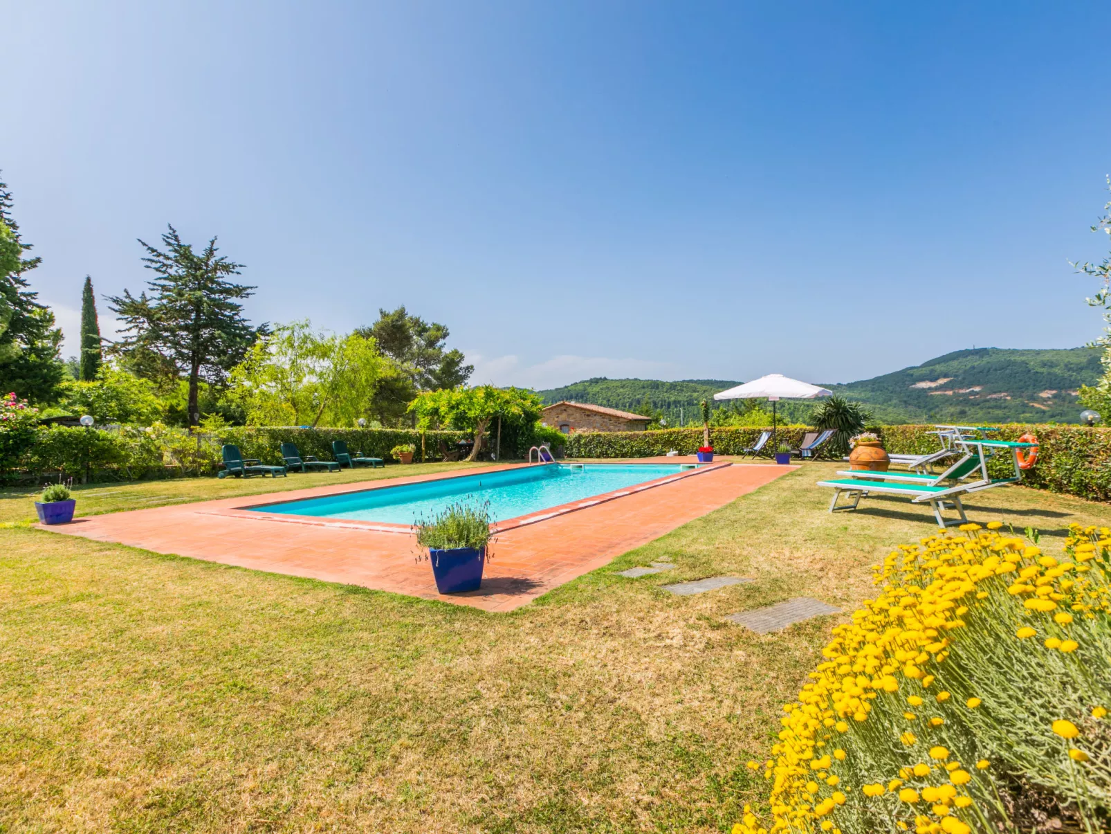 Pino di Sopra-Buiten
