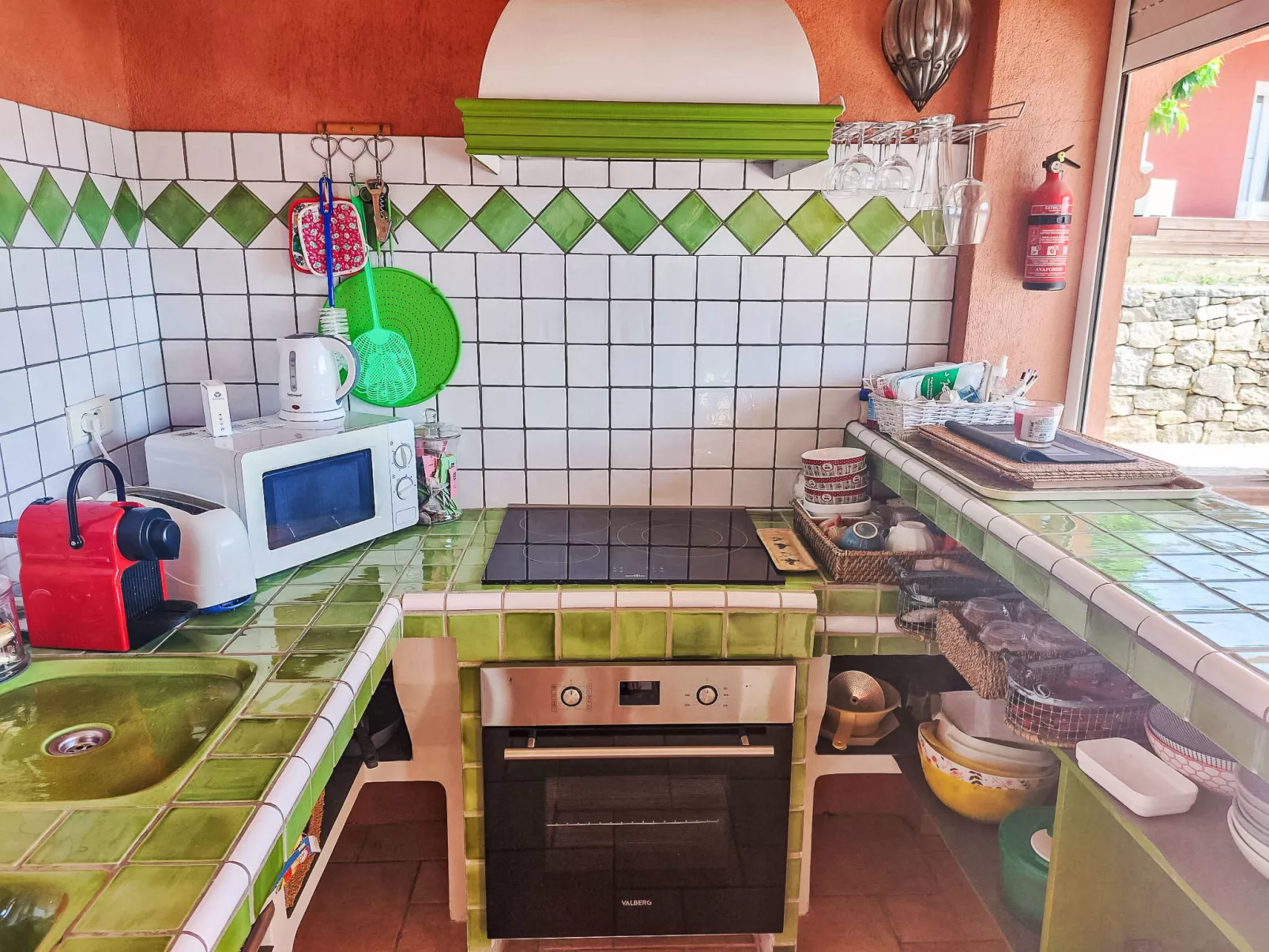 Le Cabanon-Binnen