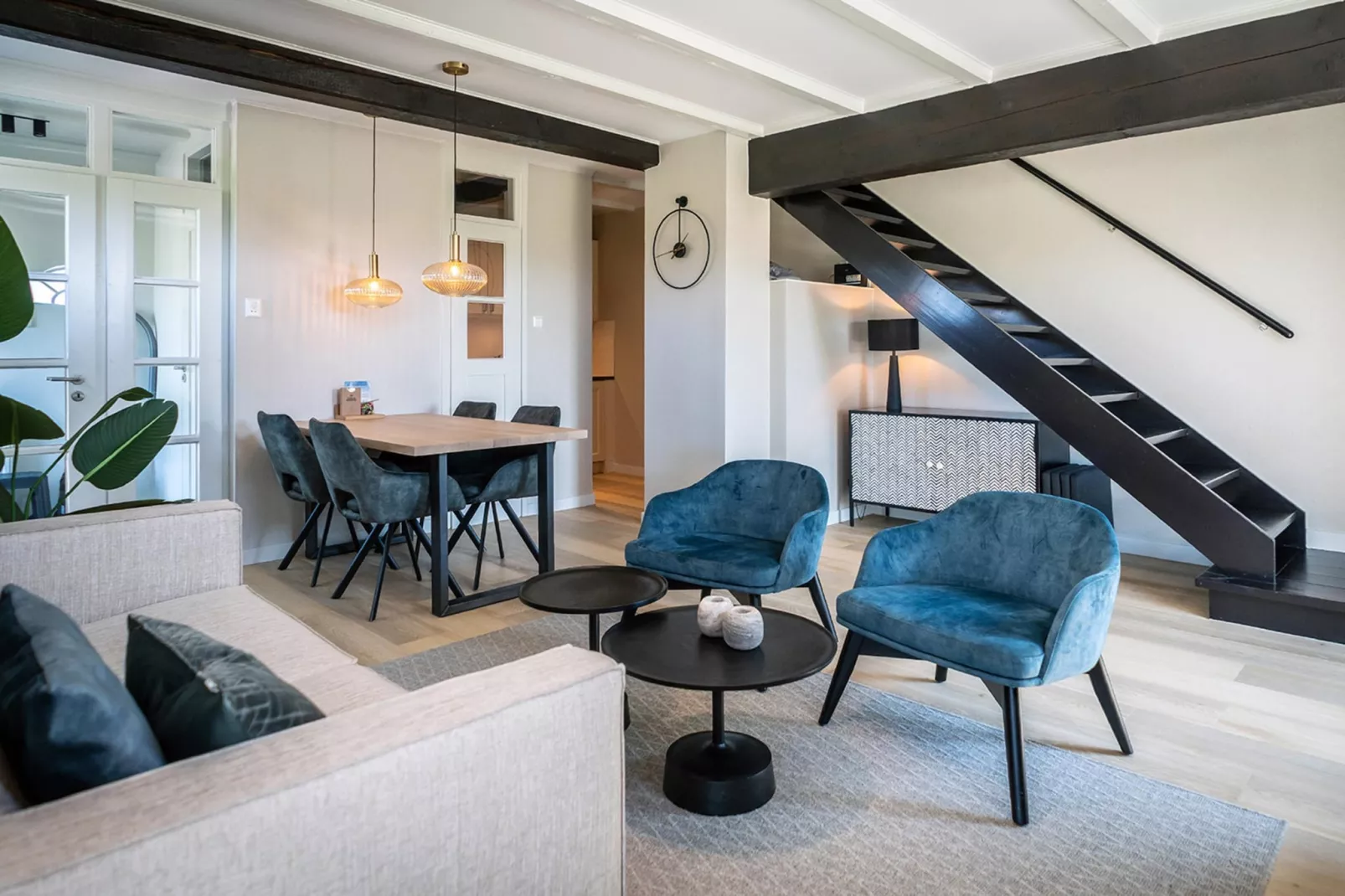 App Hoeve Holland T4 - Woonkamer