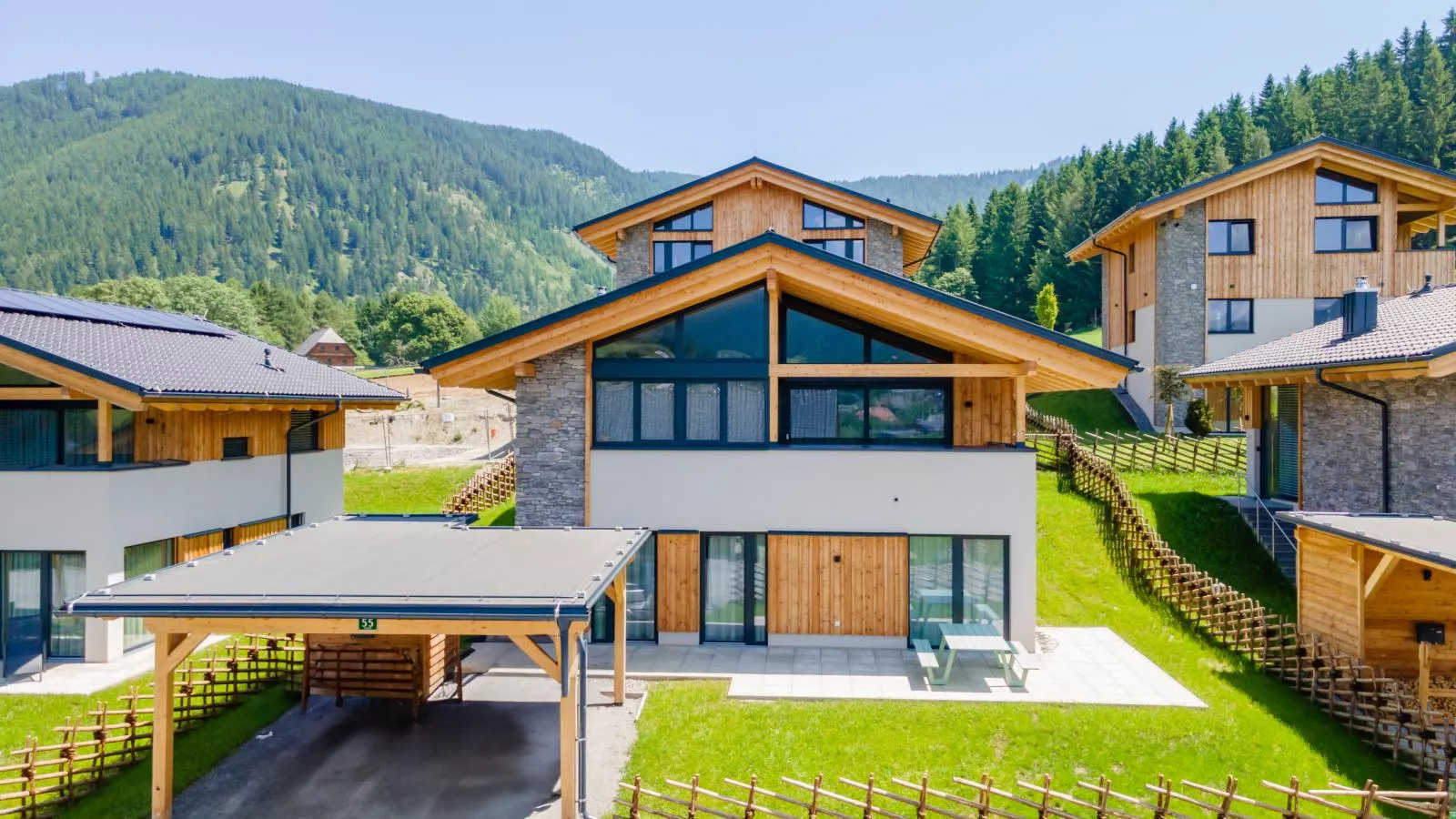 Grebenzen Lodge 55-Buitenkant zomer