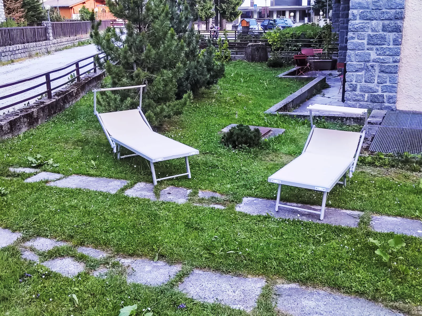 Tigli-Buiten