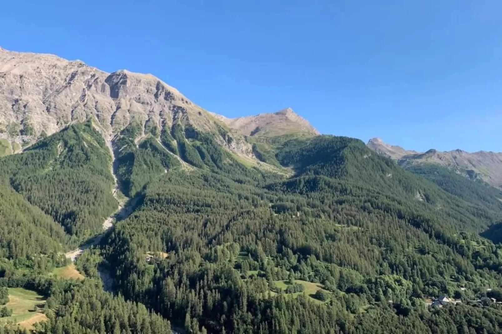 Les Marmottes 2 N°69 - 3P5-Gebieden zomer 20km