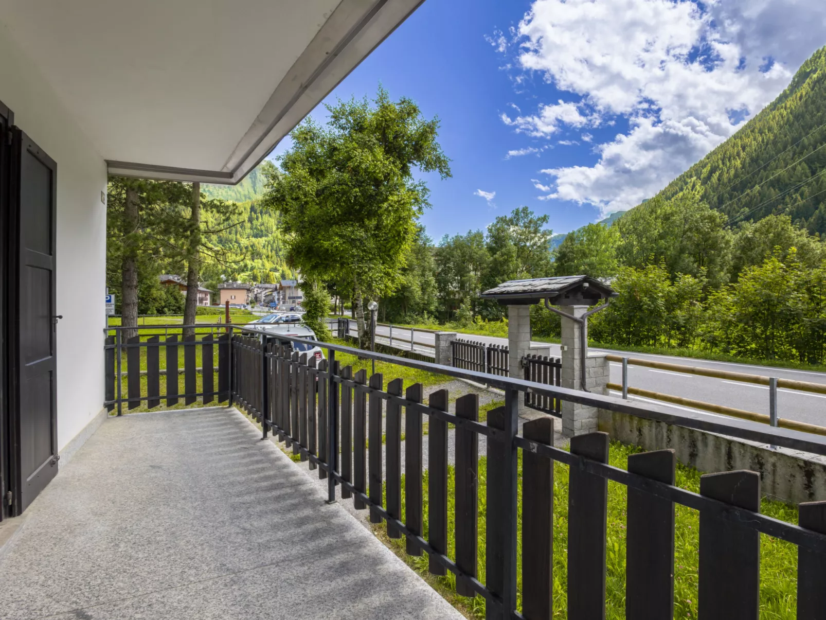 Leonardi Terrace-Buiten