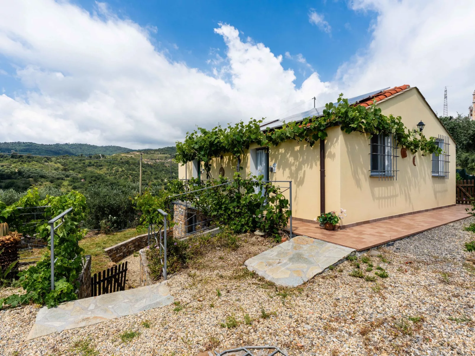 Olive Lodge-Buiten