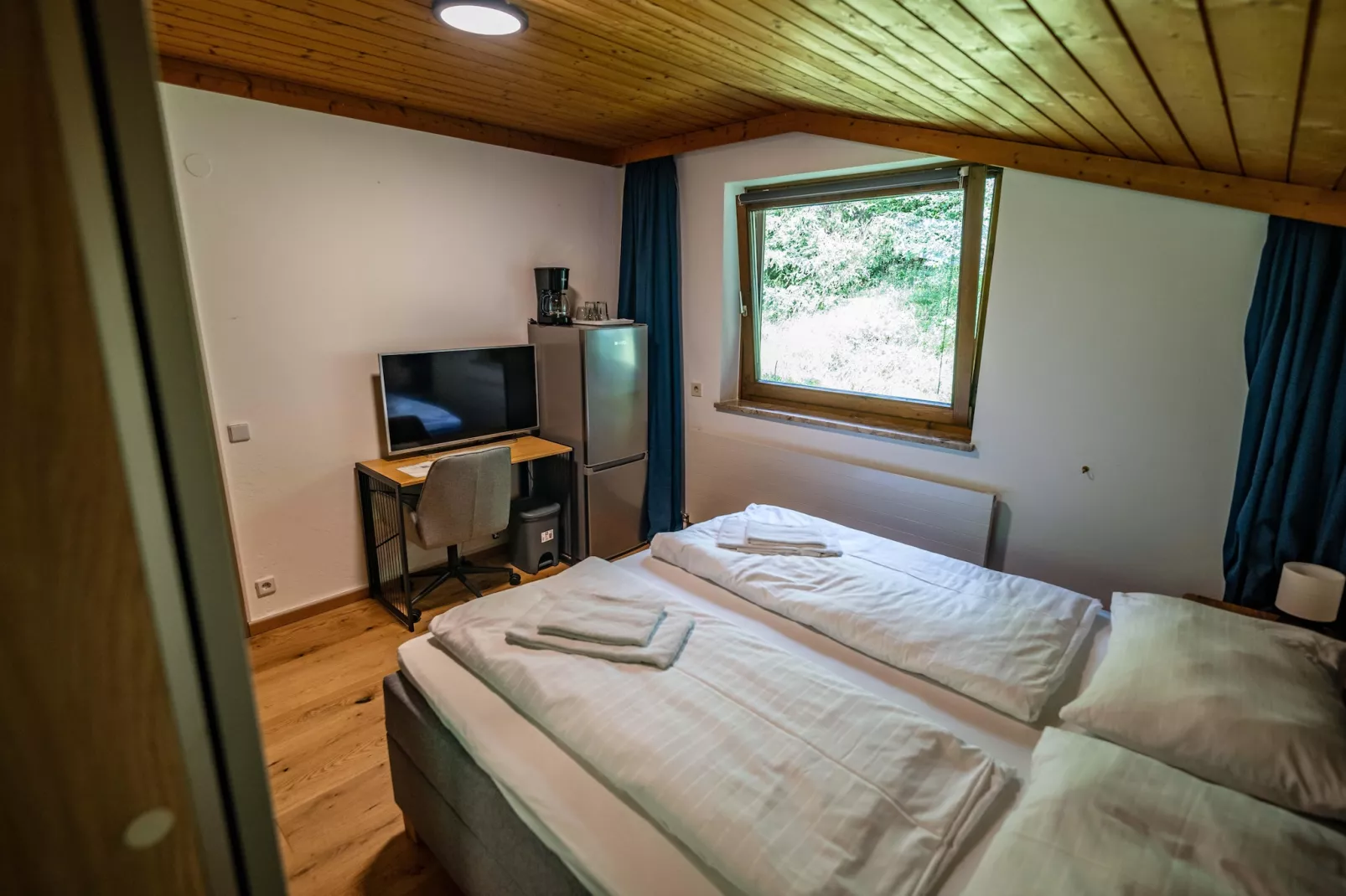 Doppelzimmer 6 - TAMARA in Saalfelden-Pinzgau-Slaapkamer