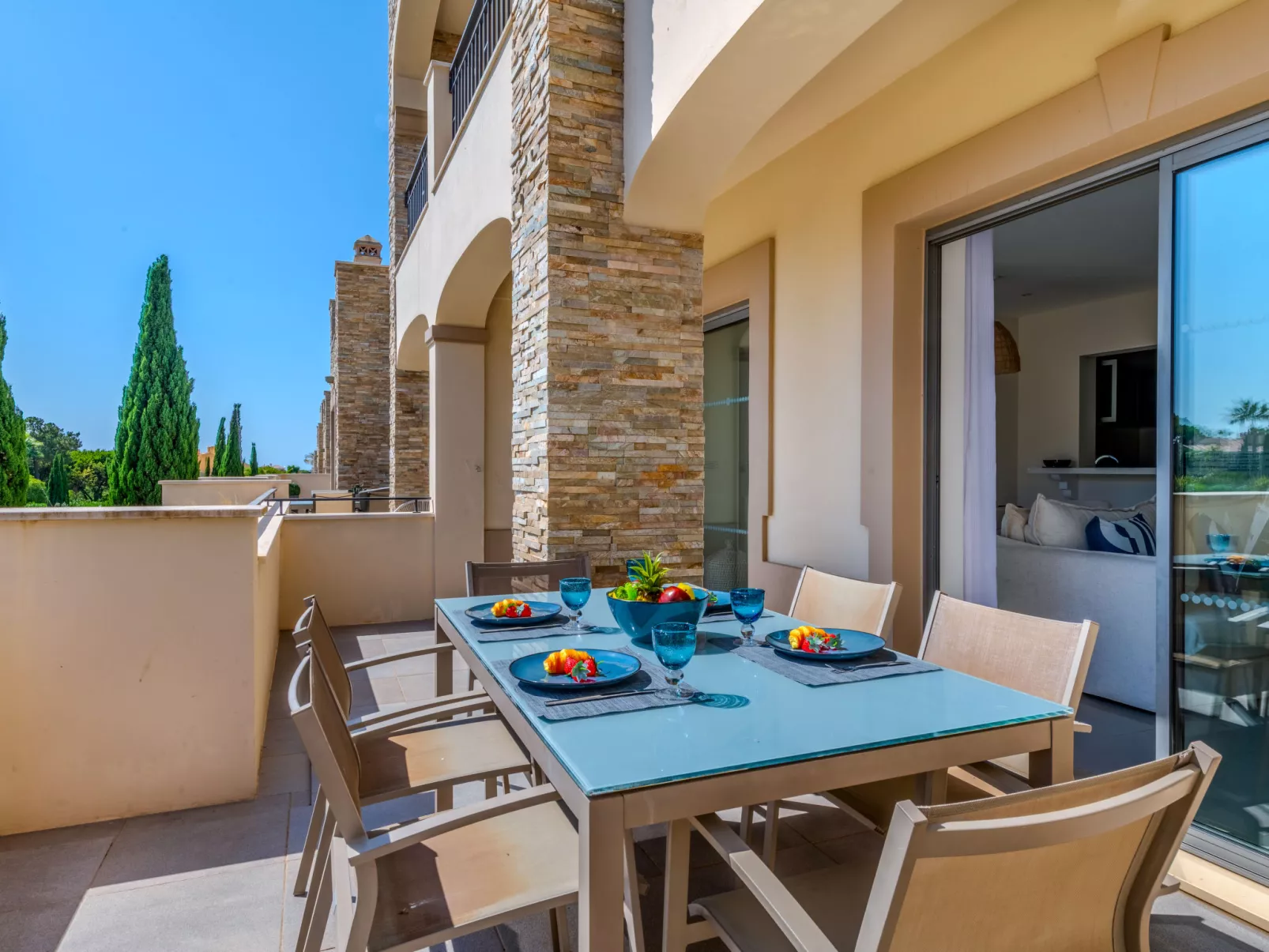 Pine Hills Reva Santuary Modern Elegance-Buiten