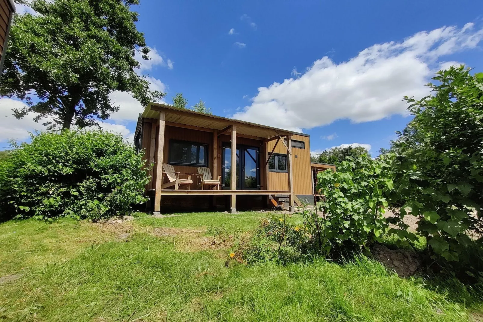 Tiny house voor 2  2 personen-Buitenkant zomer